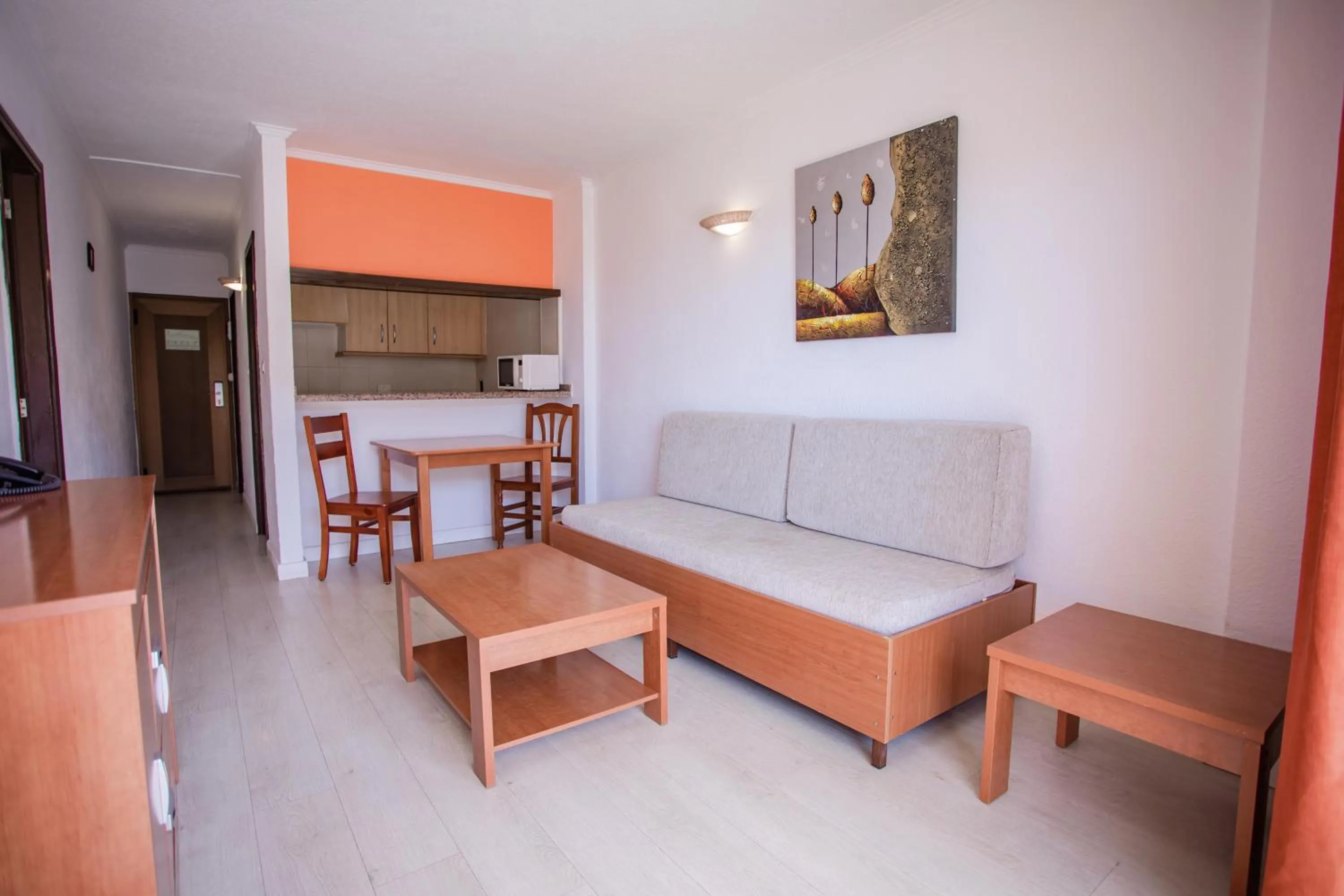 Photo of the whole room in Servatur Caribe