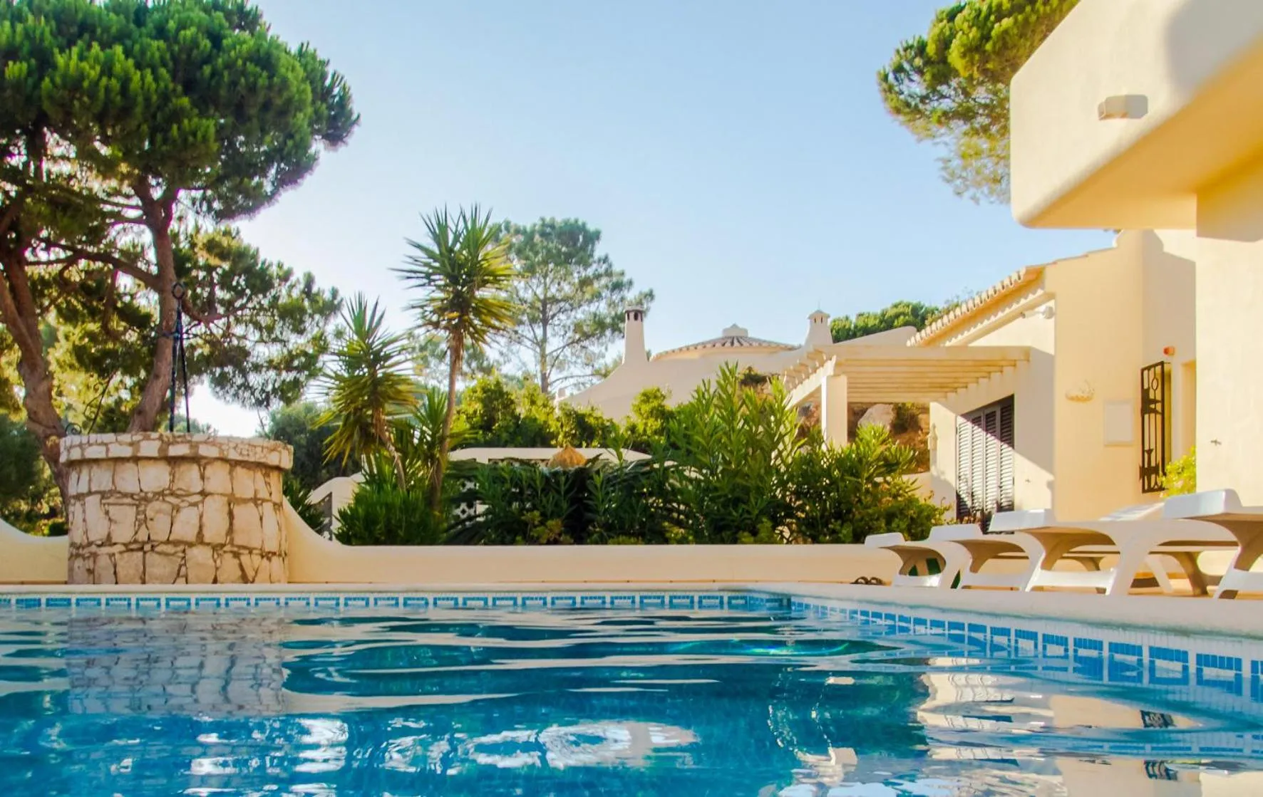 Facade/entrance in Algar Seco Parque