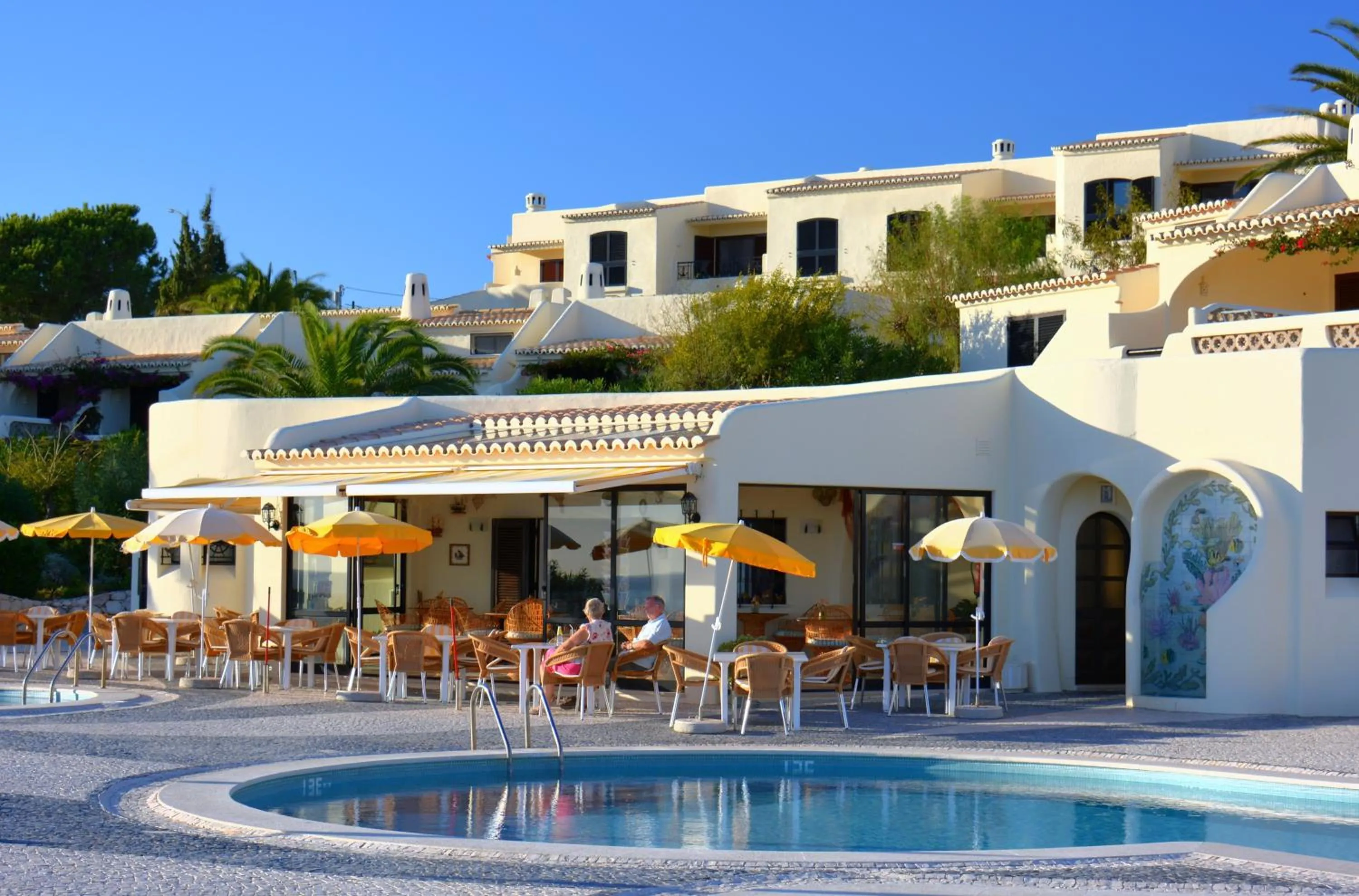 Restaurant/places to eat in Algar Seco Parque