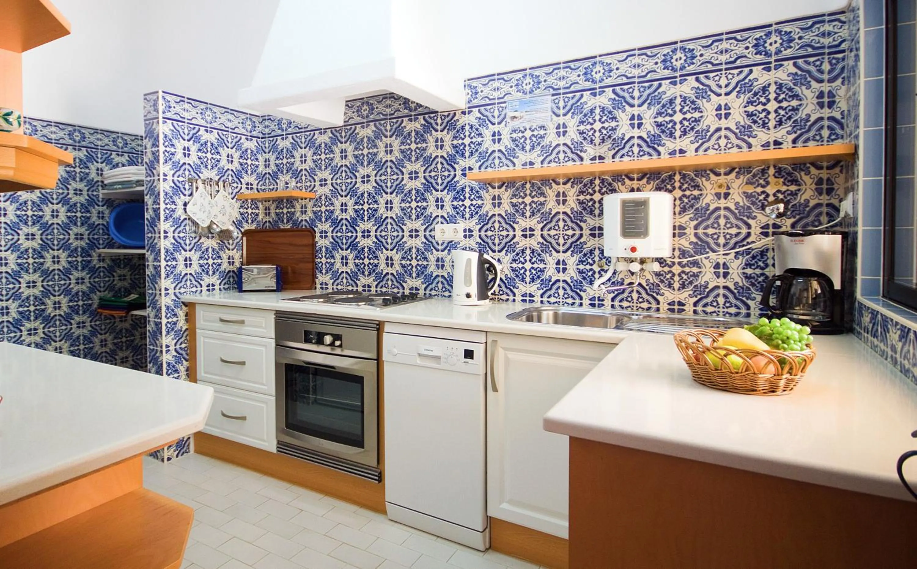 Kitchen or kitchenette in Algar Seco Parque