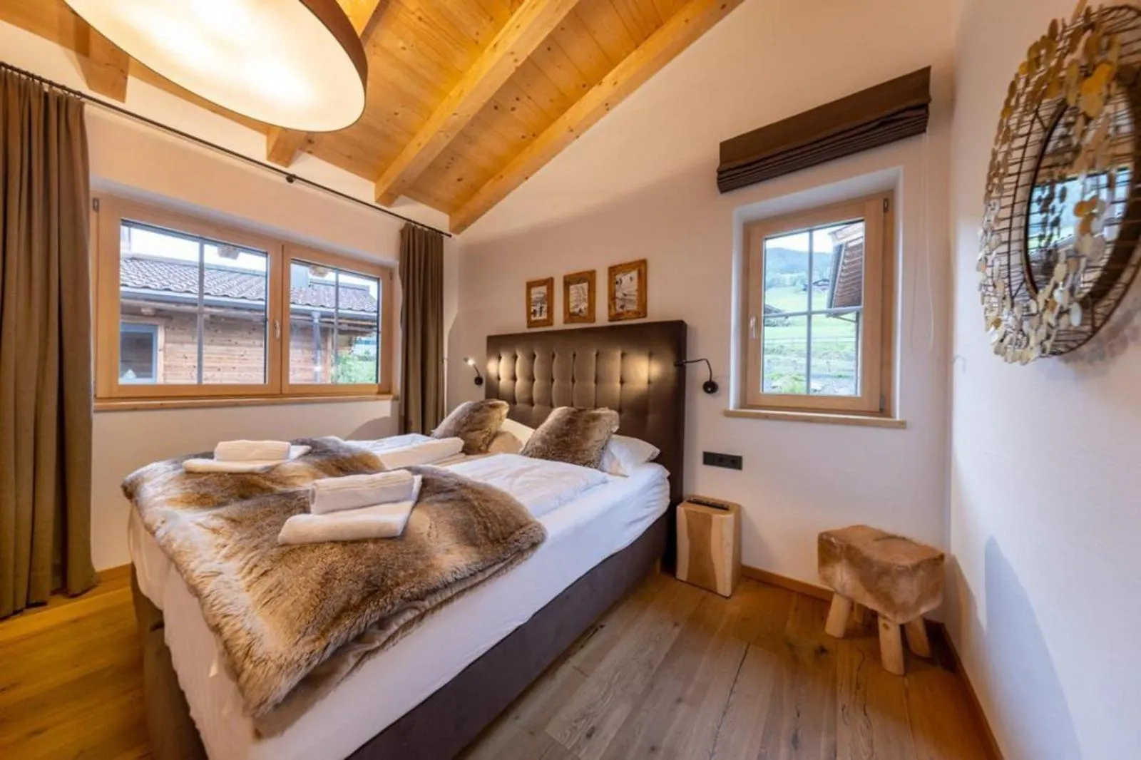Bed in Nationalpark Chalet Schlieferspitze