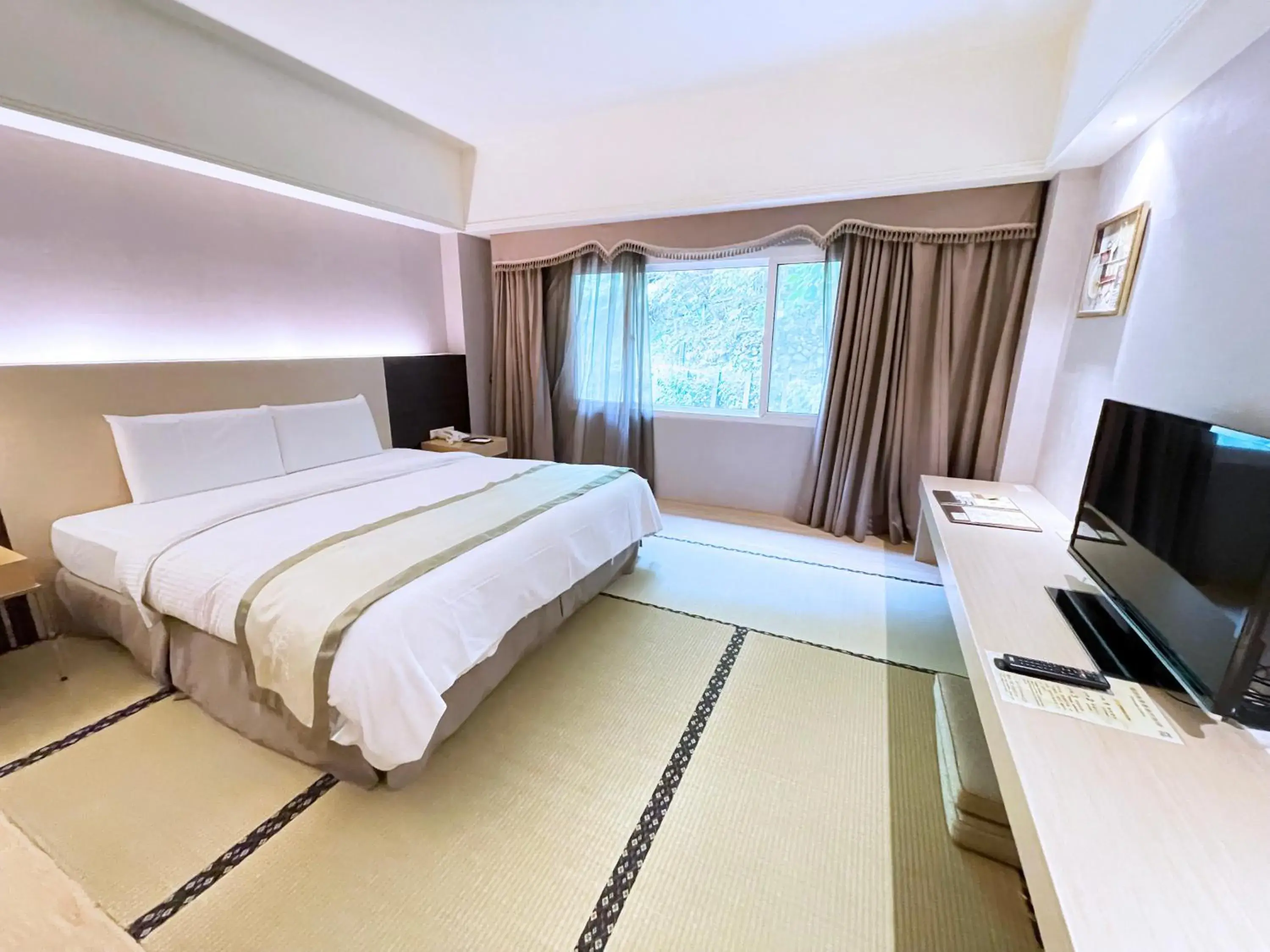 Bed in Hoya Hot Springs Resort & Spa Bed in Hoya Hot Springs Resort & Spa