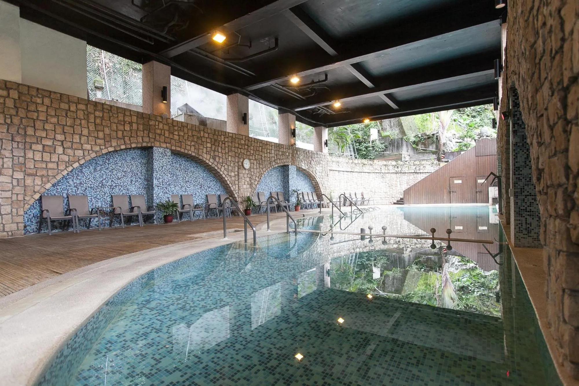 Hot Spring Bath in Hoya Hot Springs Resort & Spa