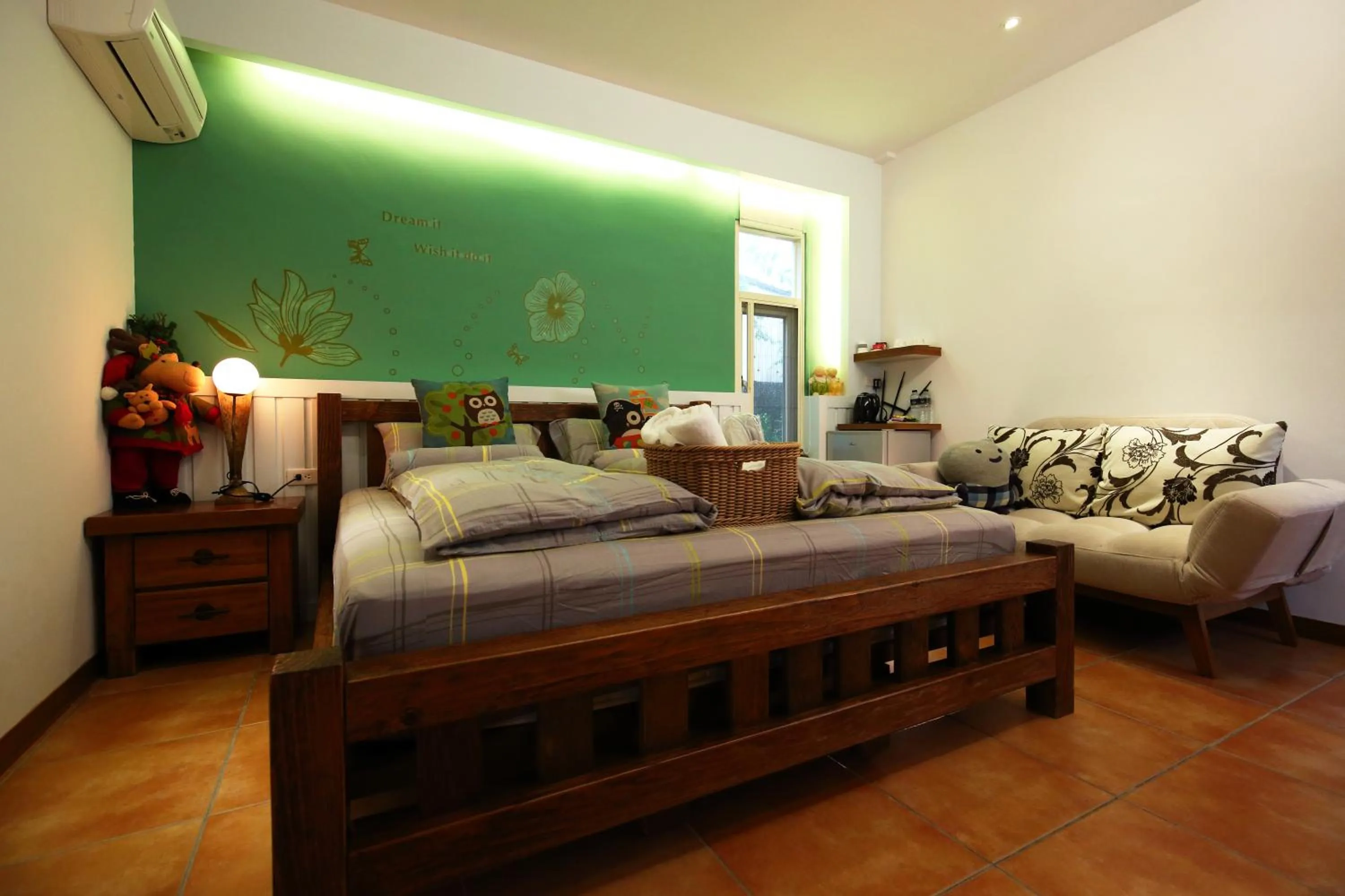 bunk bed, Bed in Jasmine Orange B&B