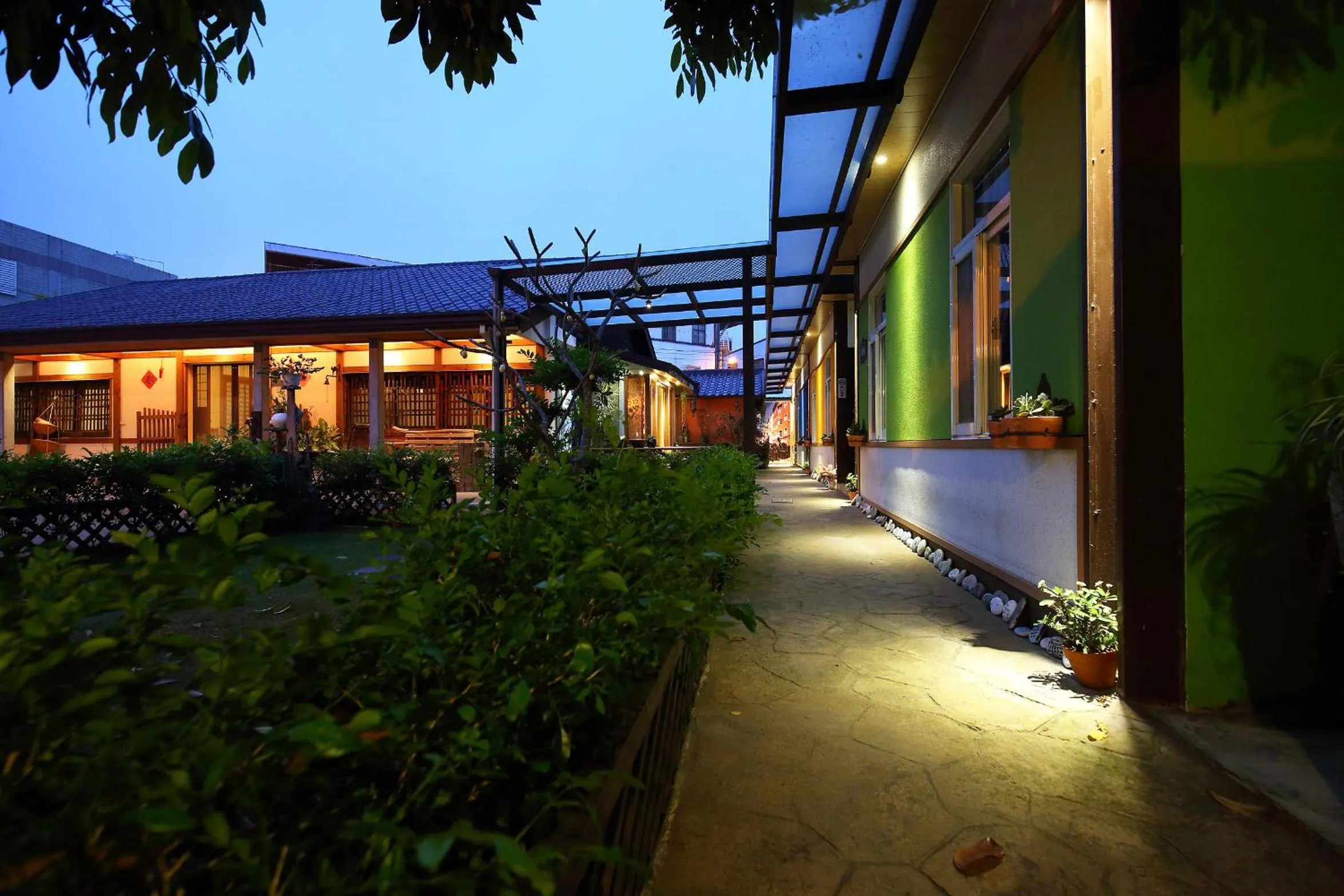 Garden in Jasmine Orange B&B