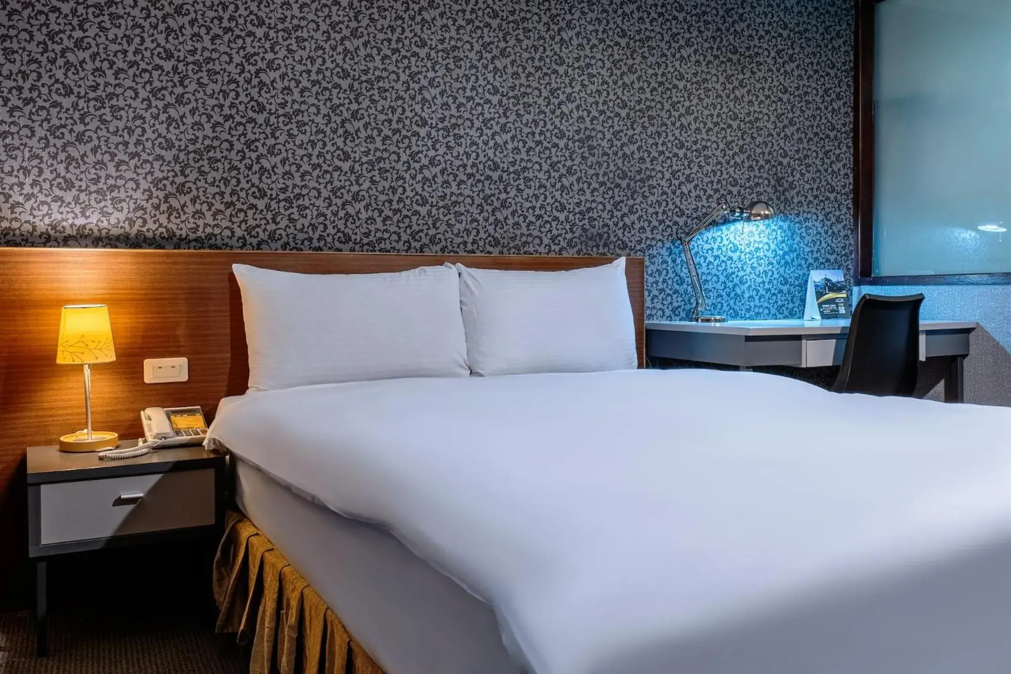 Bed in The Galerie Hotel Bed in The Galerie Hotel