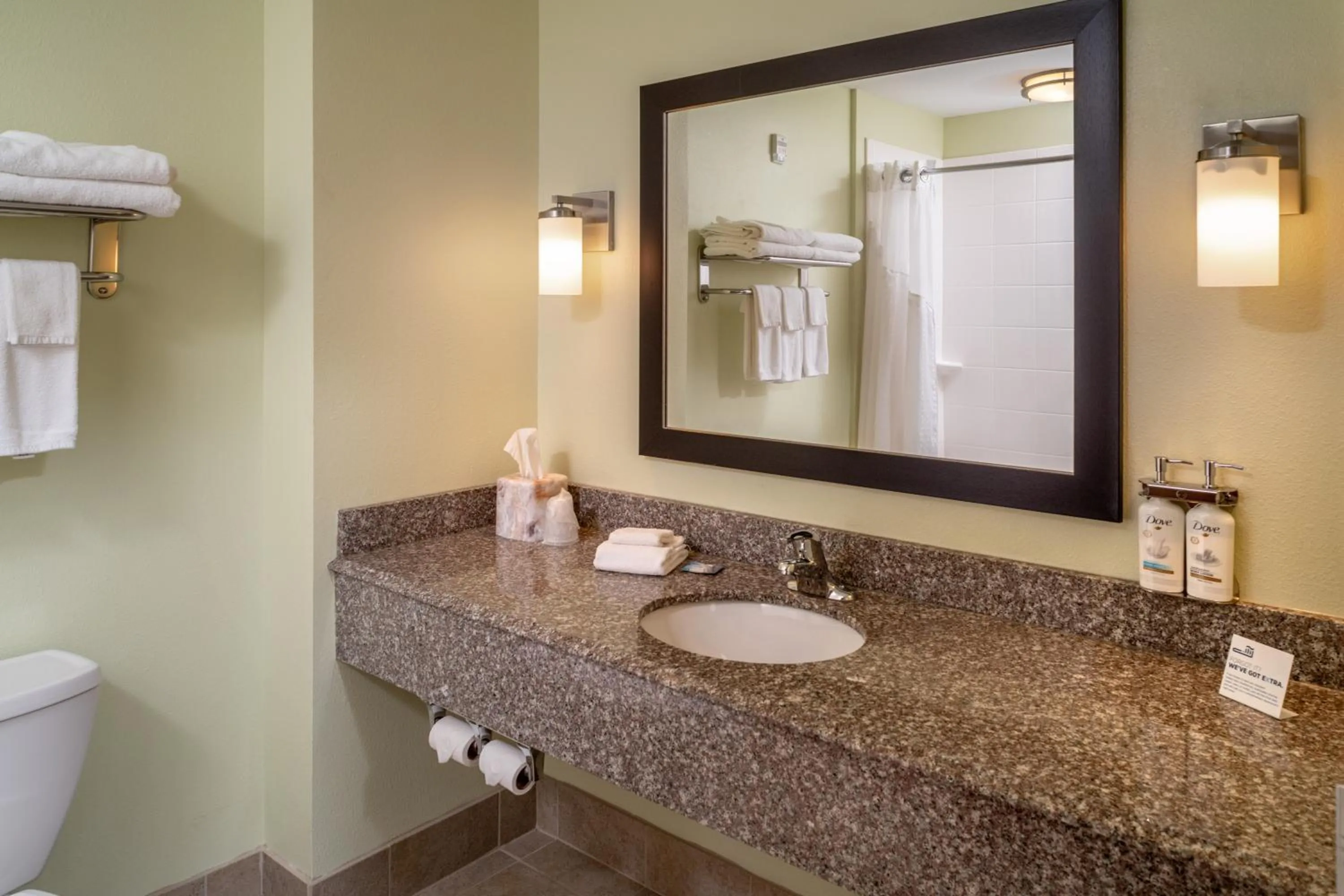 Bathroom in Holiday Inn Express & Suites Lebanon by IHG