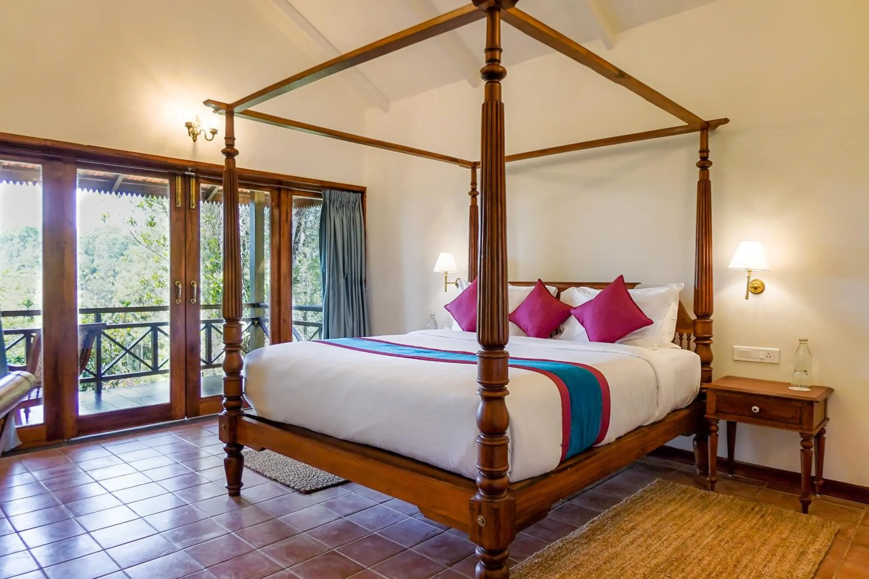 Bed in Pepper Trail Bed in Pepper Trail