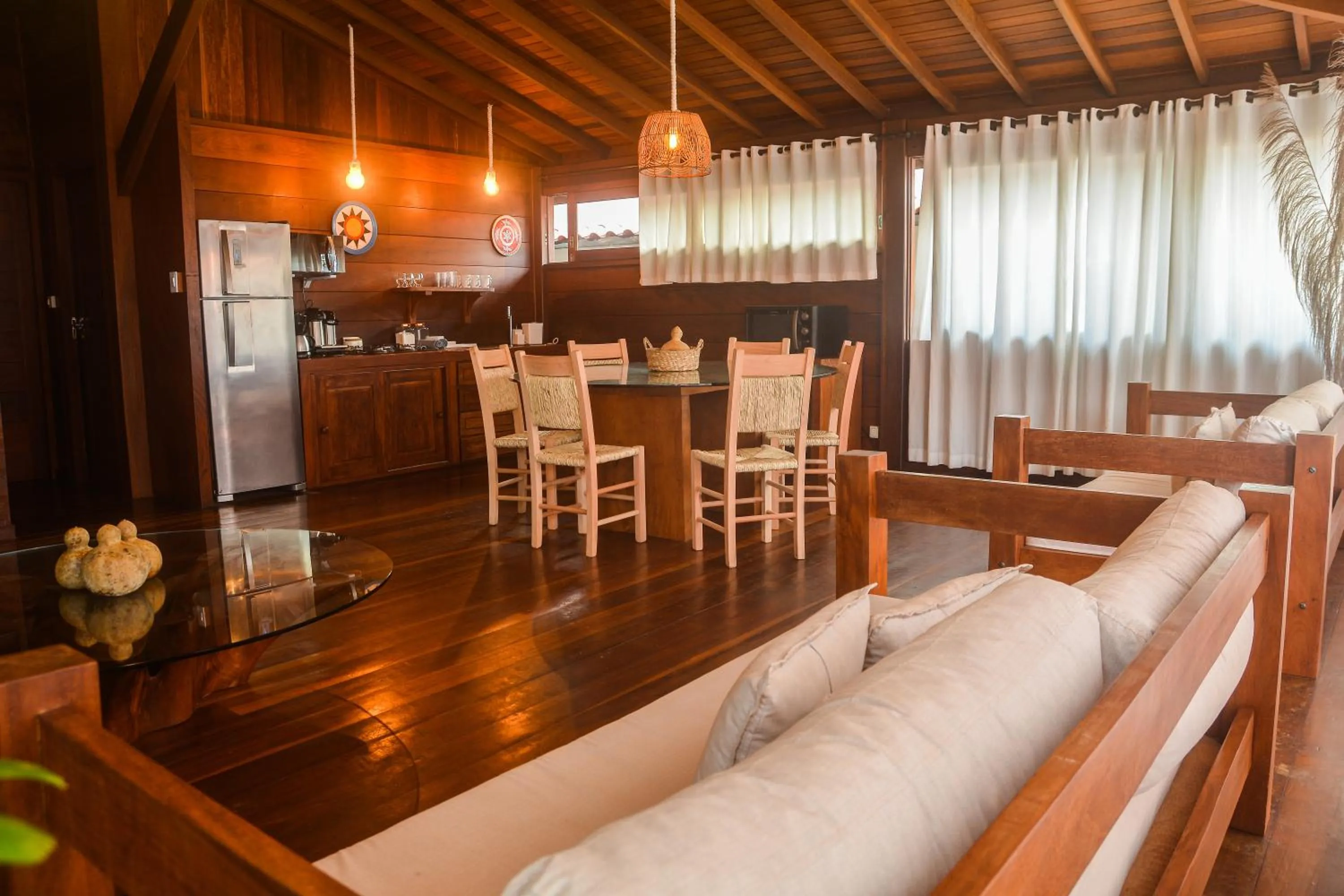 Kitchen or kitchenette in Local Brasil House