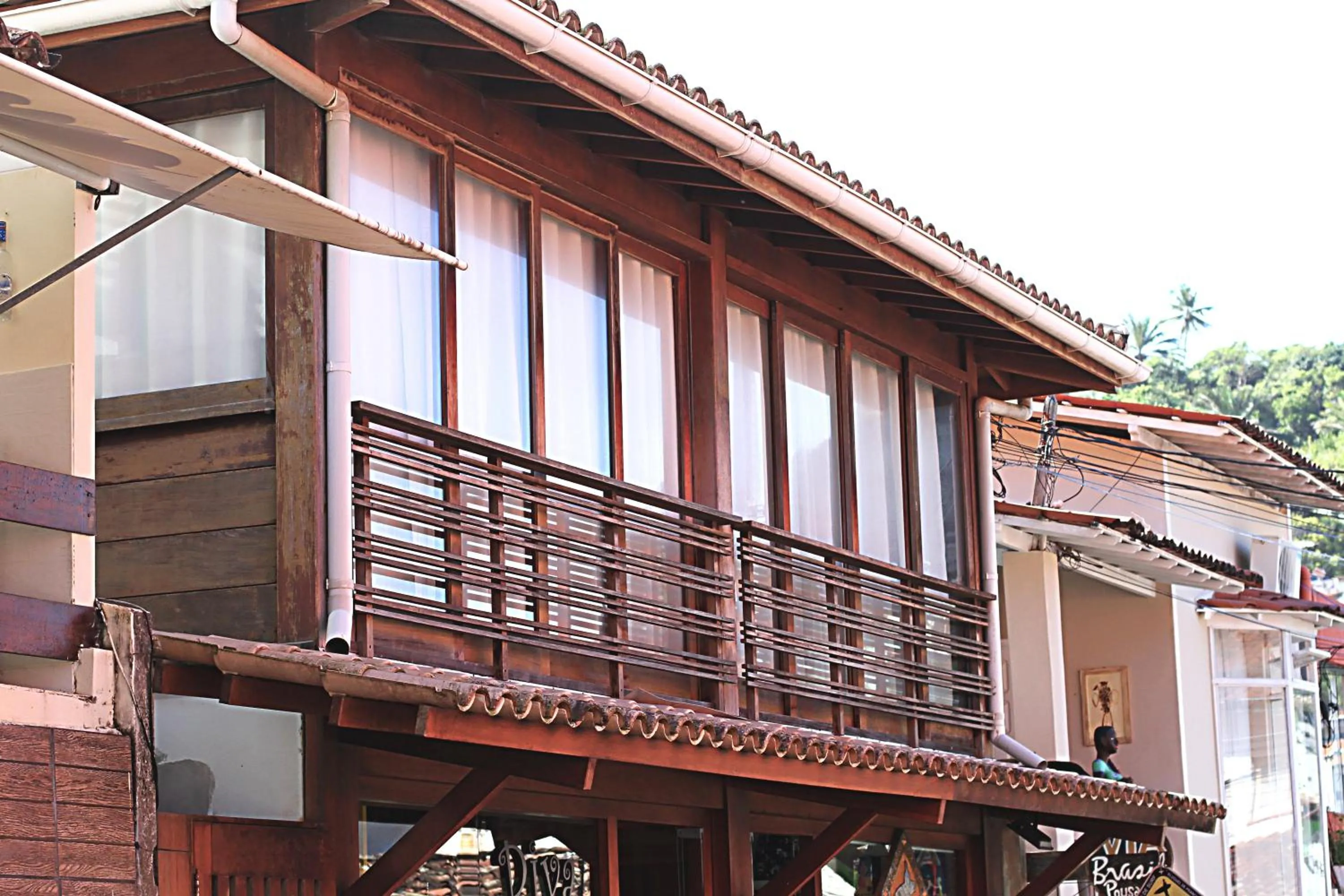 Facade/entrance in Local Brasil House