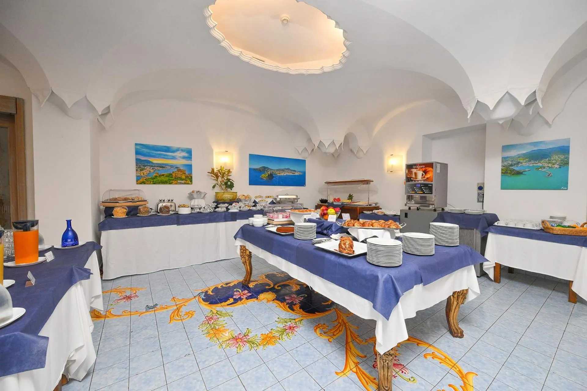 Food in Av Isola Verde Hotel Thermal Spa