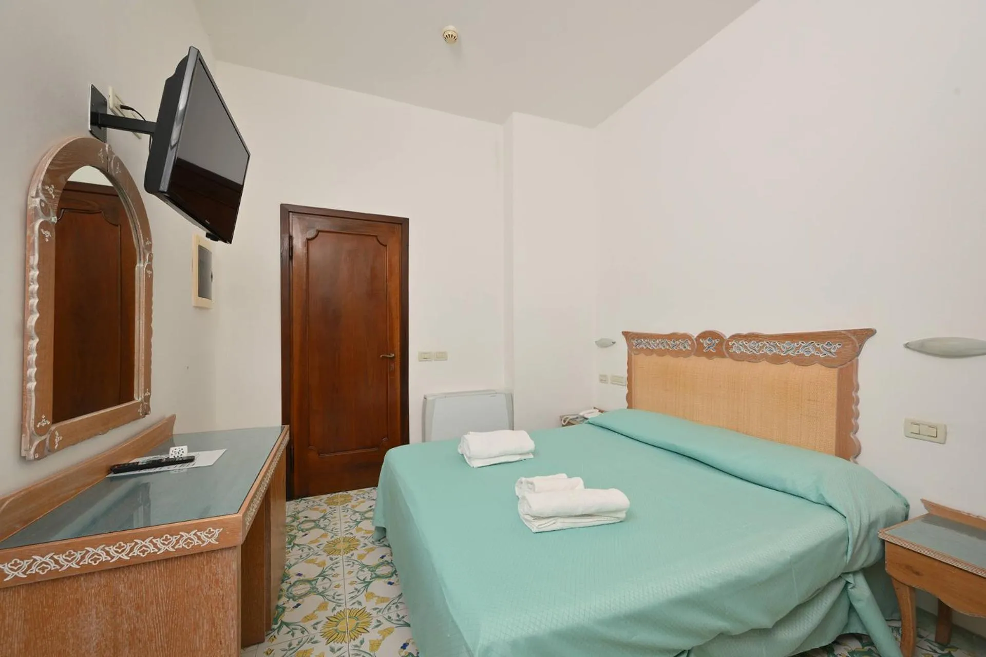 TV and multimedia, Bed in Av Isola Verde Hotel Thermal Spa