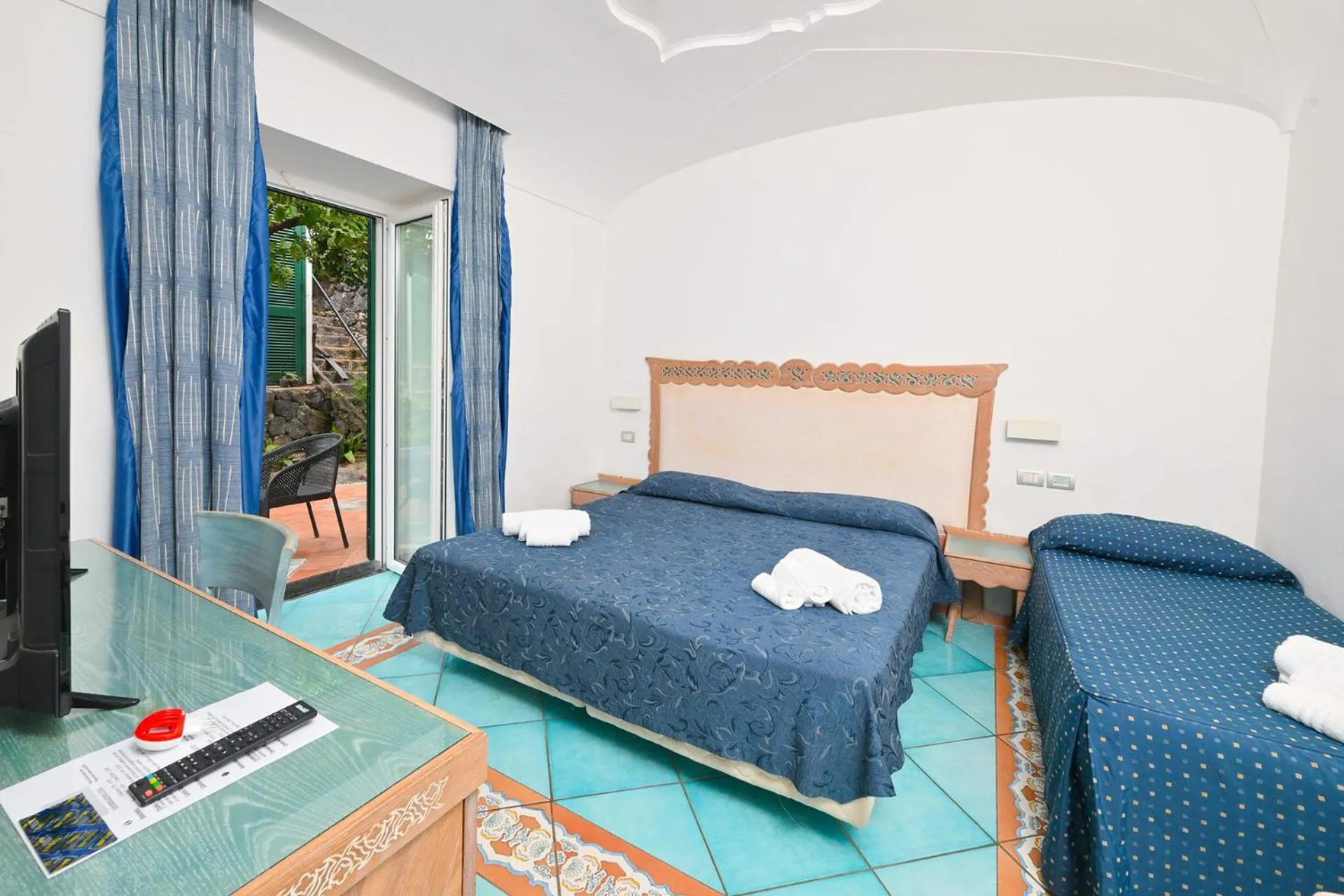 TV and multimedia, Bed in Av Isola Verde Hotel Thermal Spa