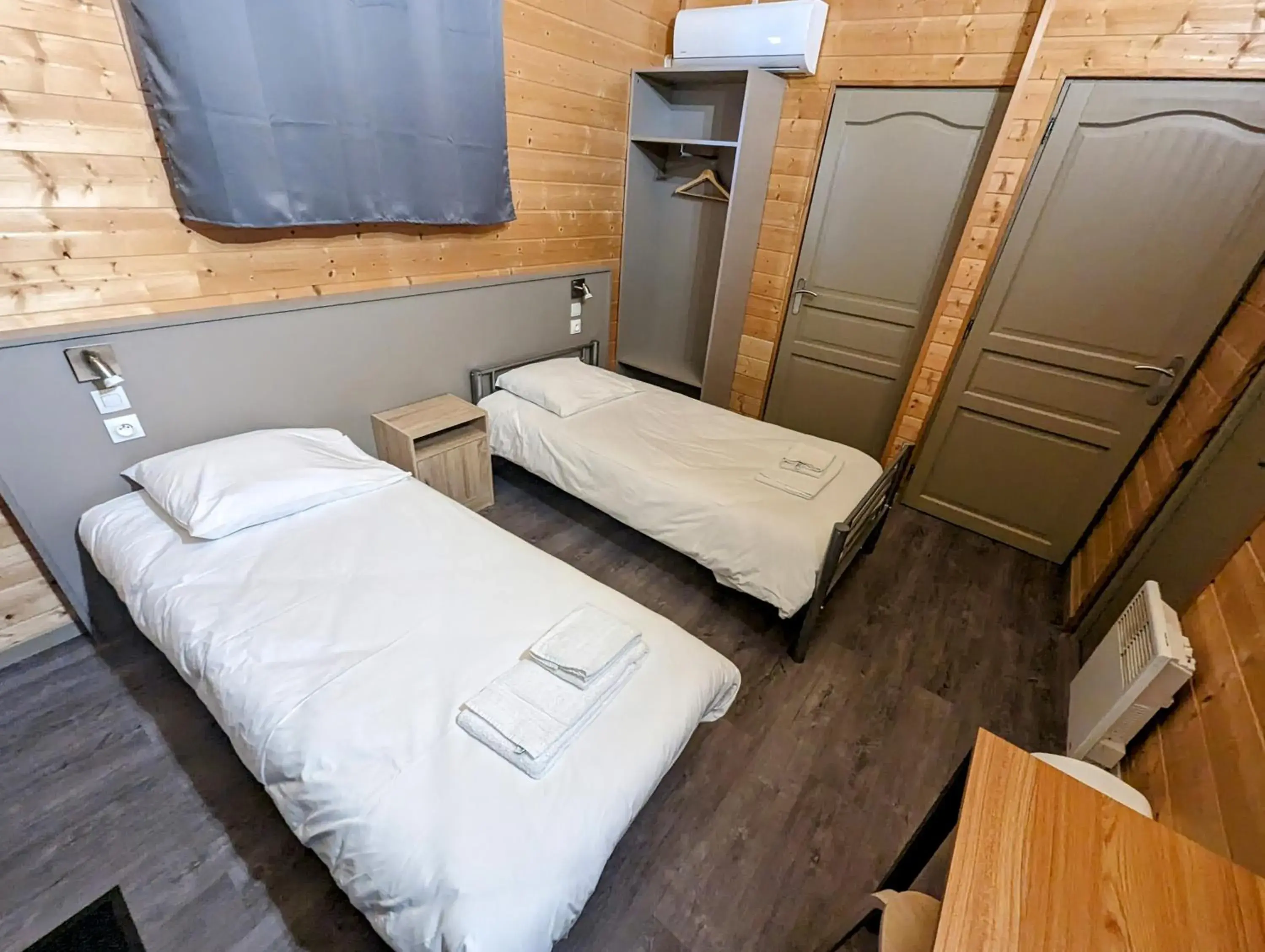 Bed in Lodge Hôtel & Spa Les Voiles du Grand Large Bed in Lodge Hôtel & Spa Les Voiles du Grand Large