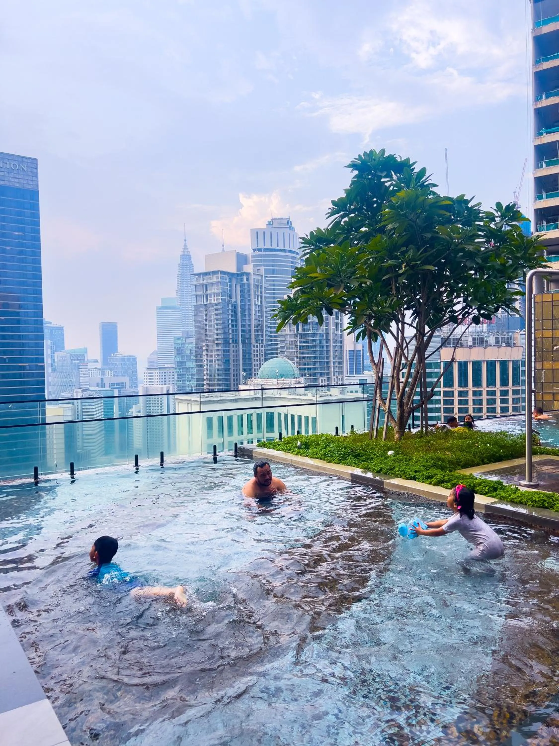 Day in Axon Residence KLCC - AX HOME