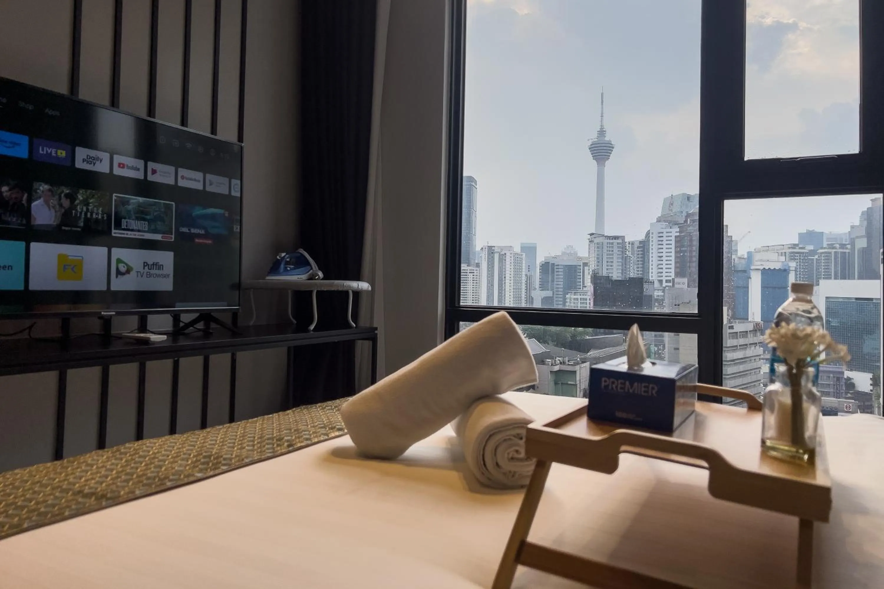 Communal lounge/ TV room in Axon Residence KLCC - AX HOME