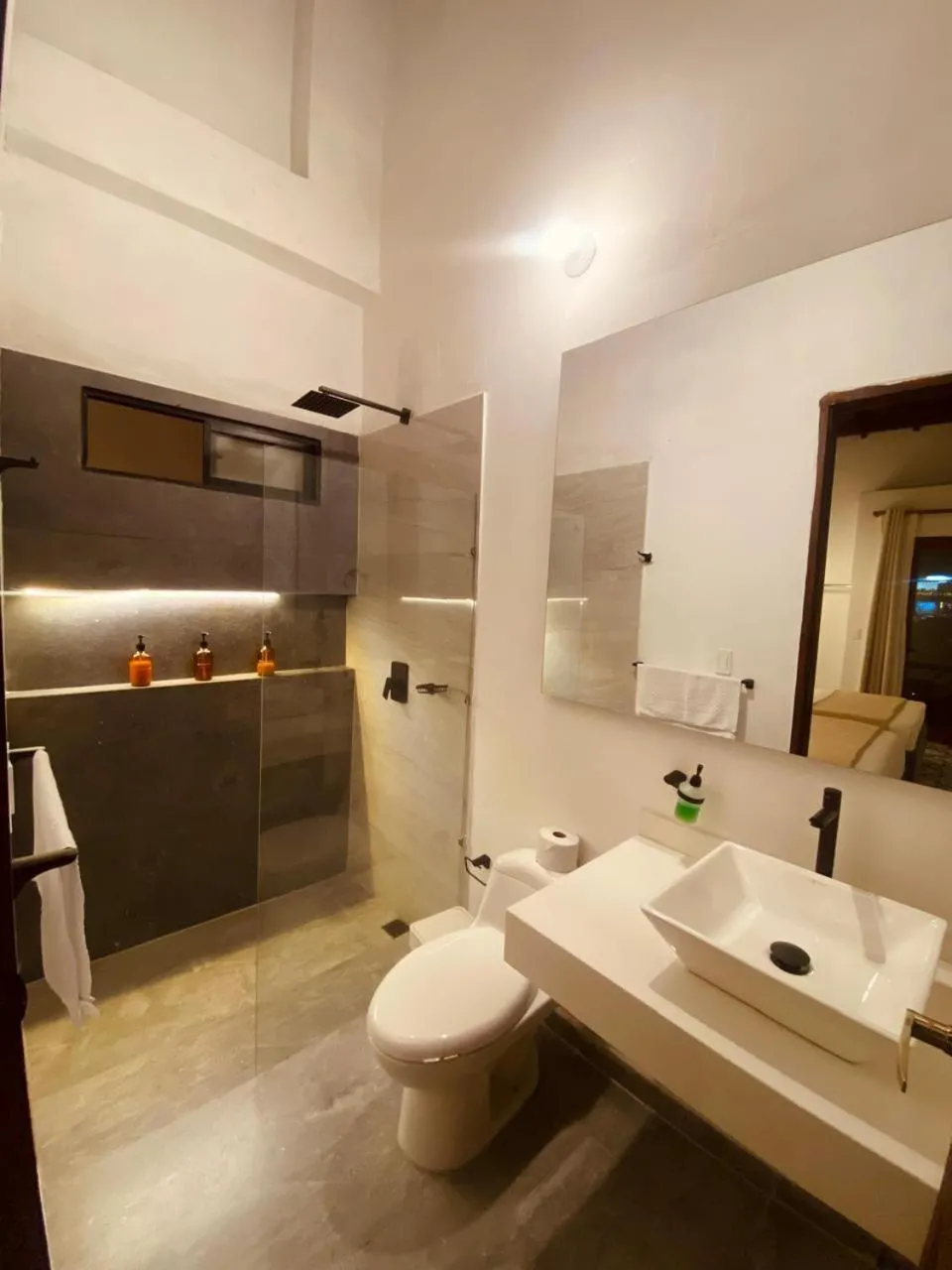 Bathroom in Casa Hotel Serena