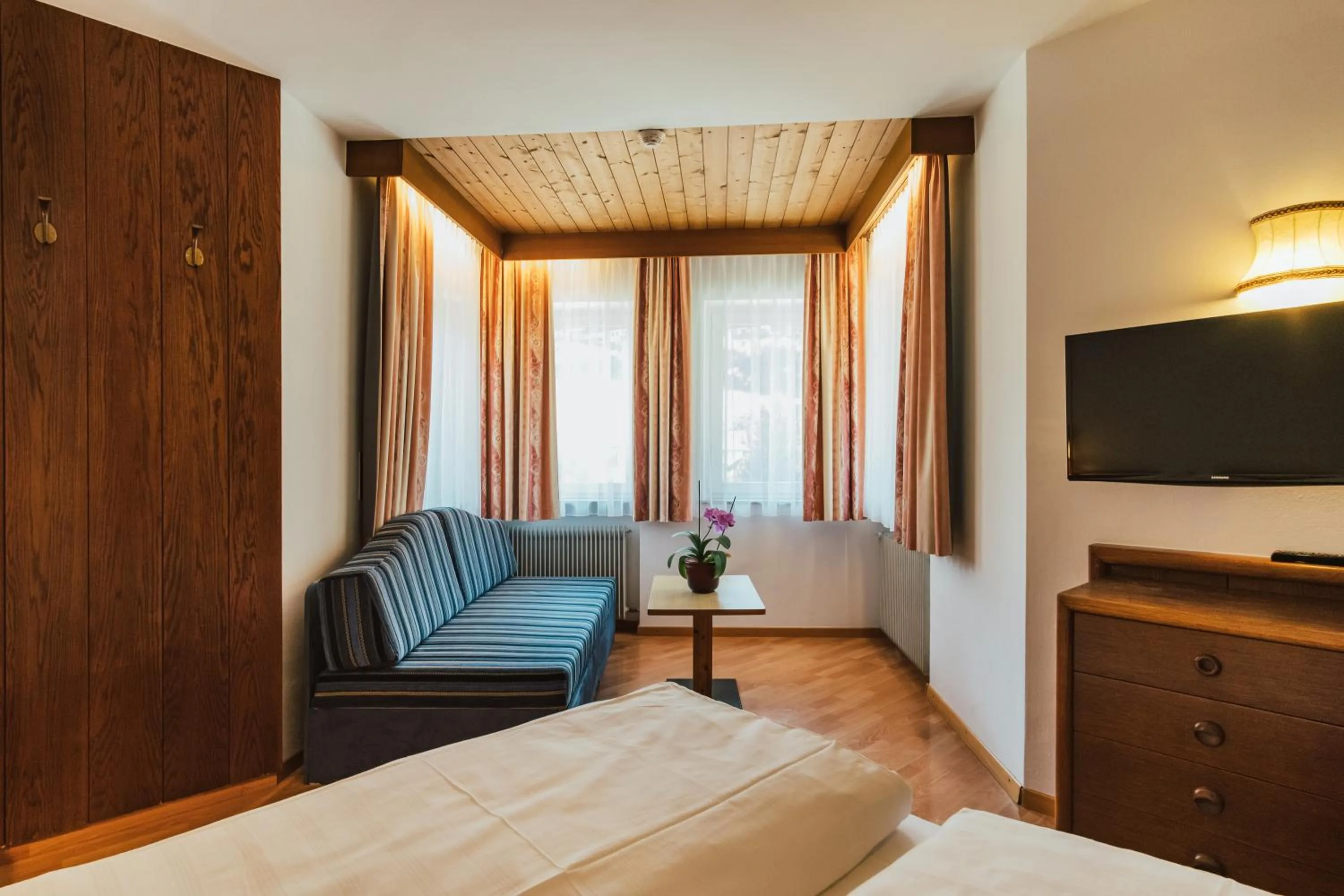 TV and multimedia, Bed in Hotel Residence Griesfeld
