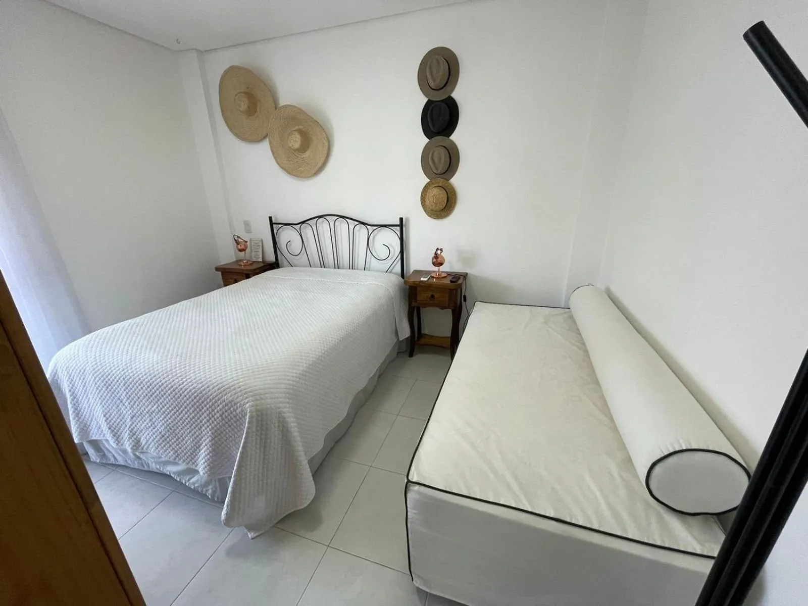 Cód 95 - Apartamento amplo e decorado