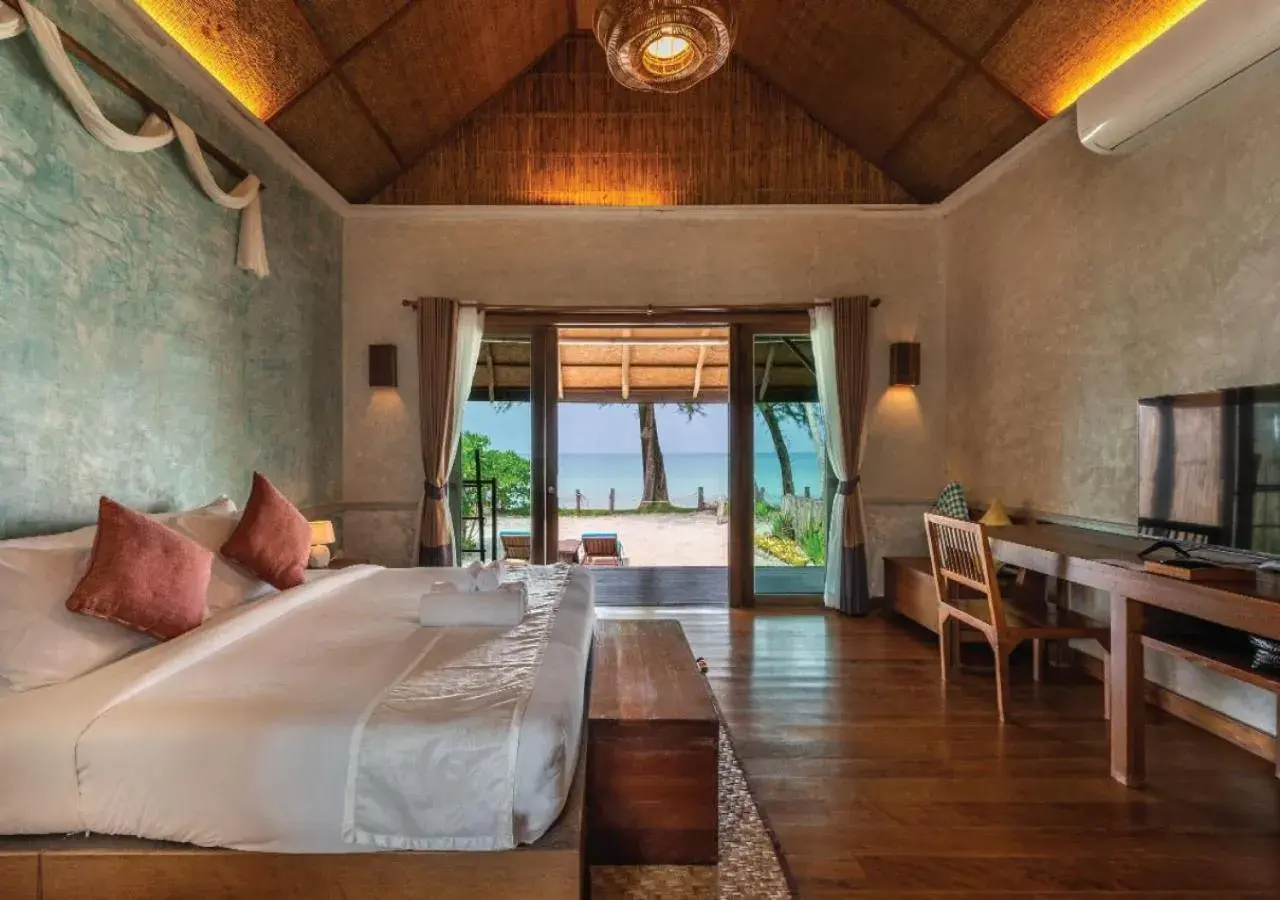 Property building, Bed in Tinkerbell Resort @ Koh Kood Property building, Bed in Tinkerbell Resort @ Koh Kood