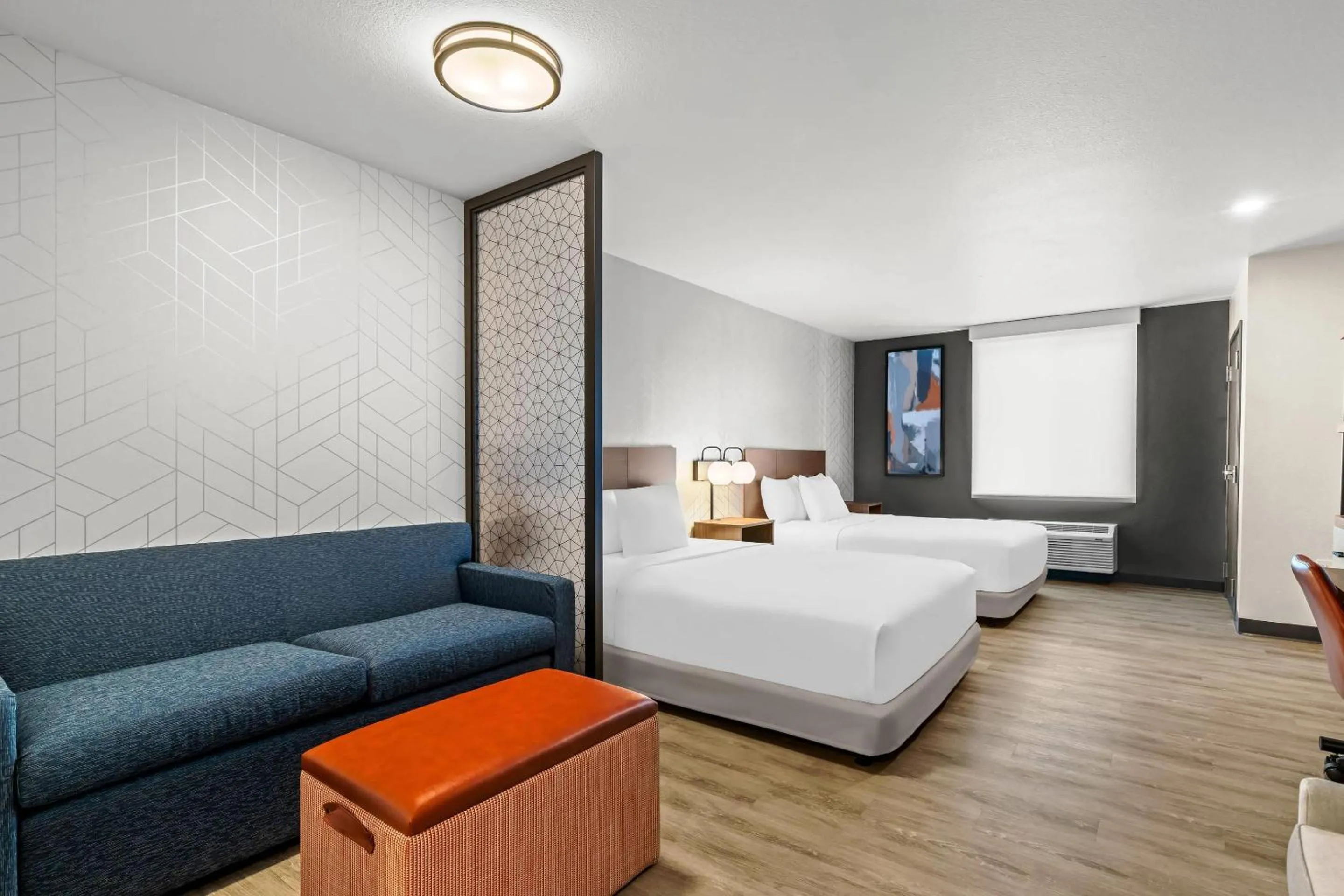 Bed in Everhome Suites Temecula