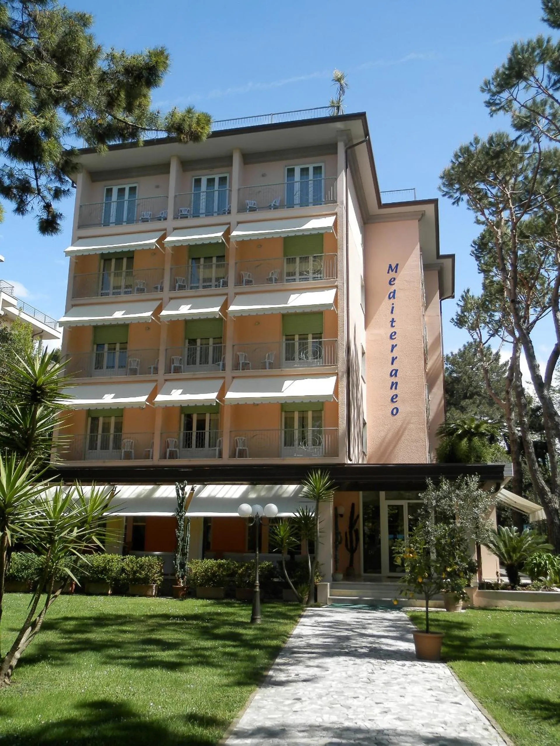 Hotel Mediterraneo