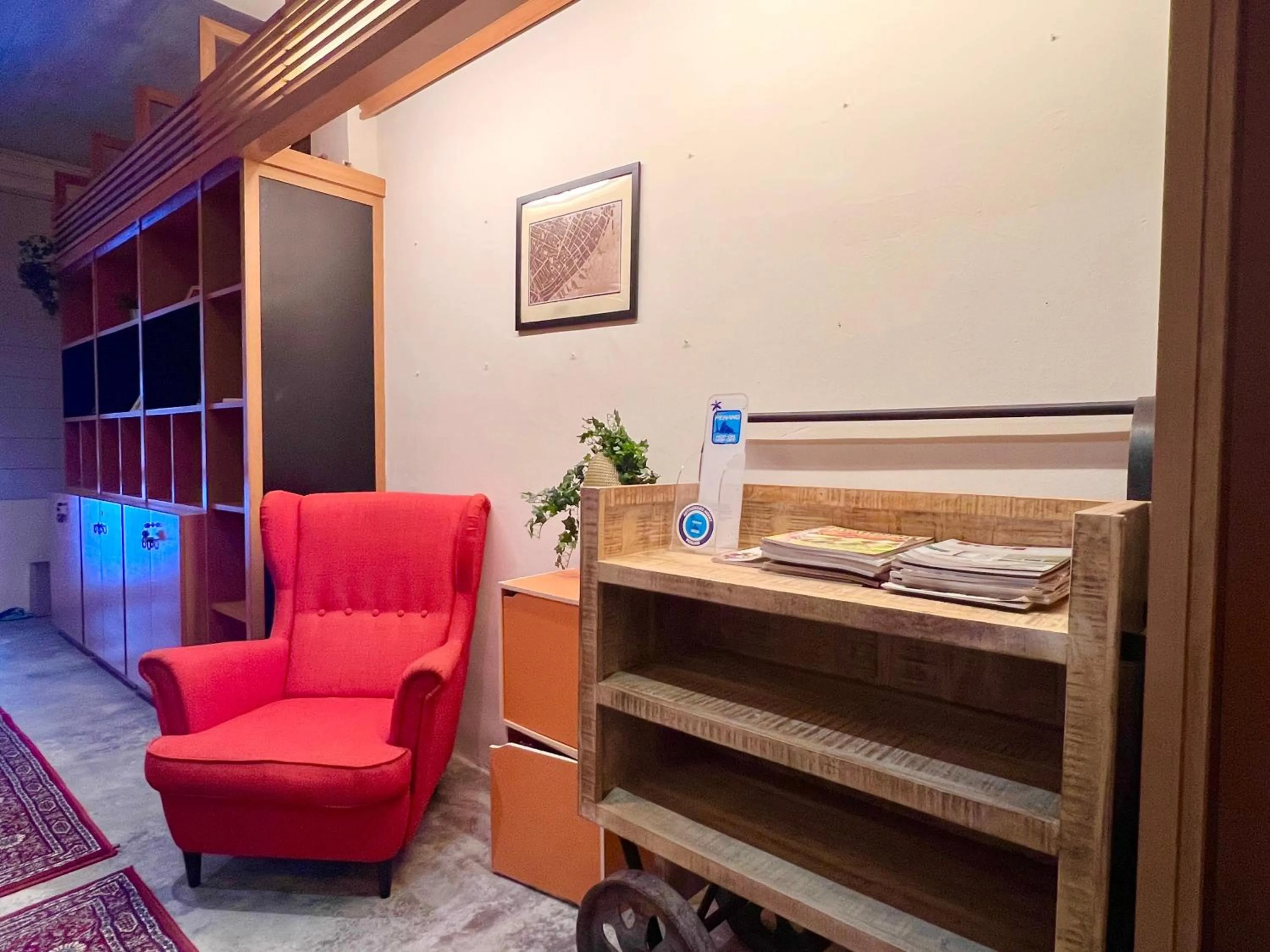 Seating area in Heritage Hideaway Retreat