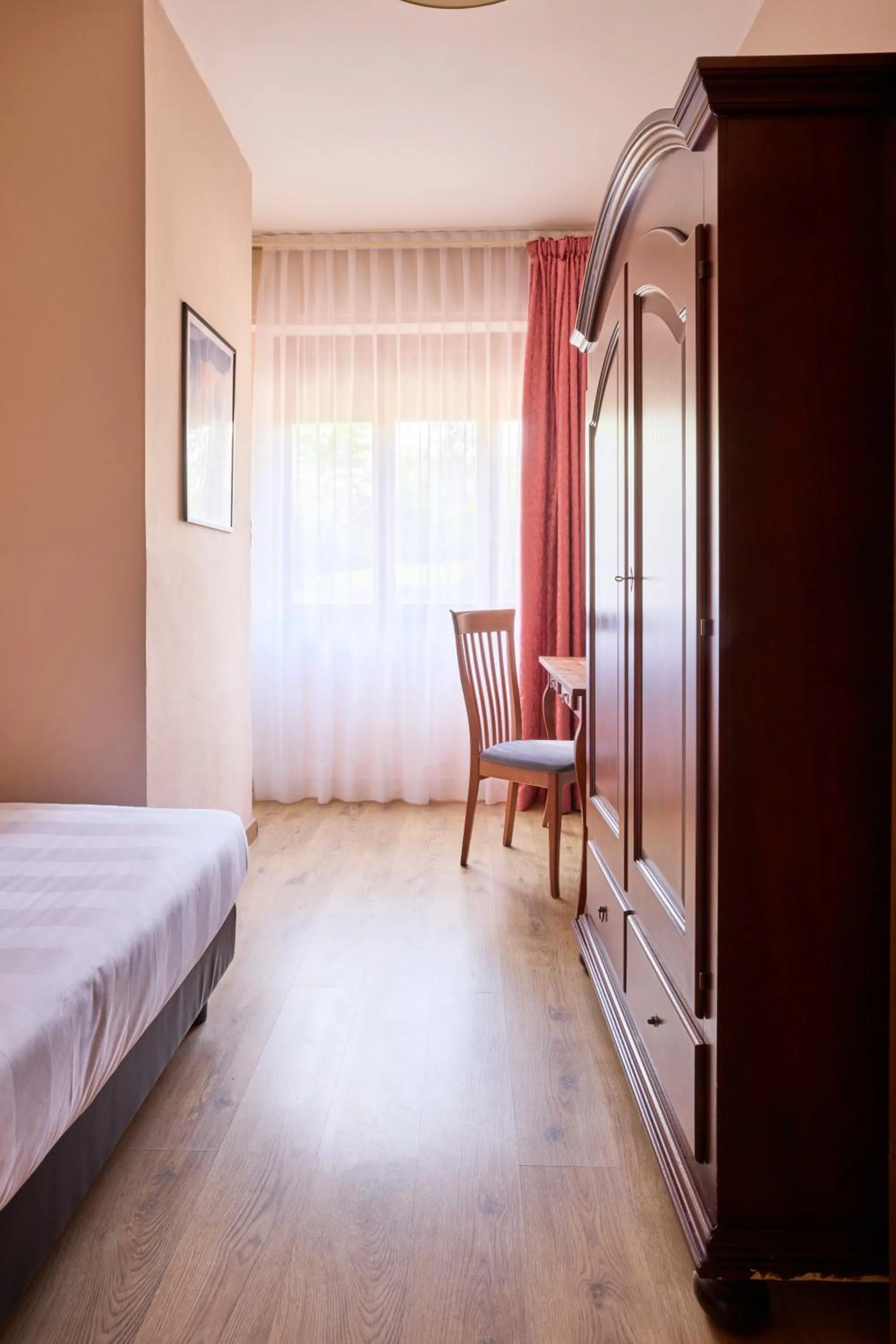 Bedroom, Bed in Certosa di Pontignano Residenza d'Epoca - Place of Charme