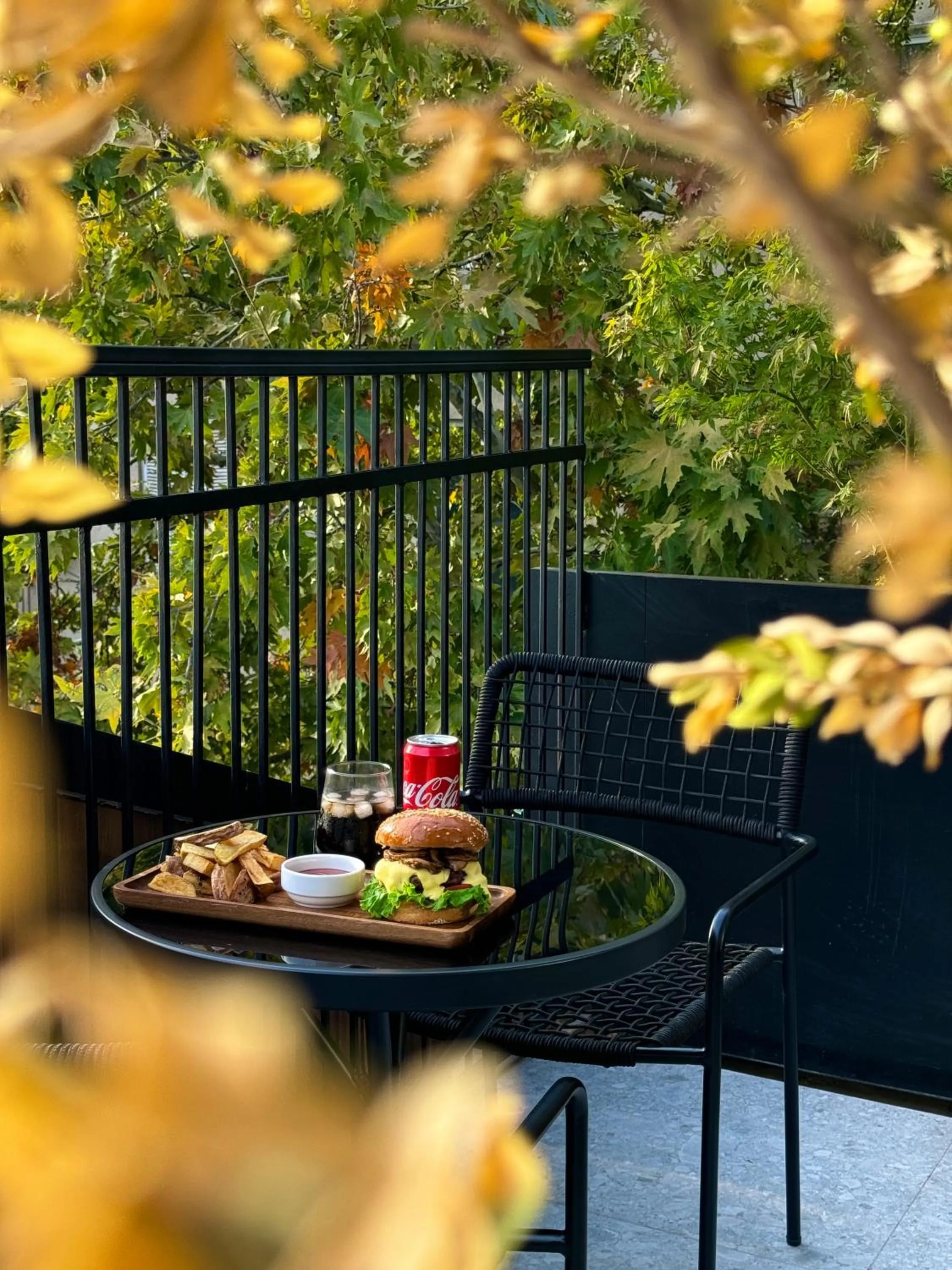 Restaurant/places to eat in Design Hotel & Private Spa - Tbilisi Edition