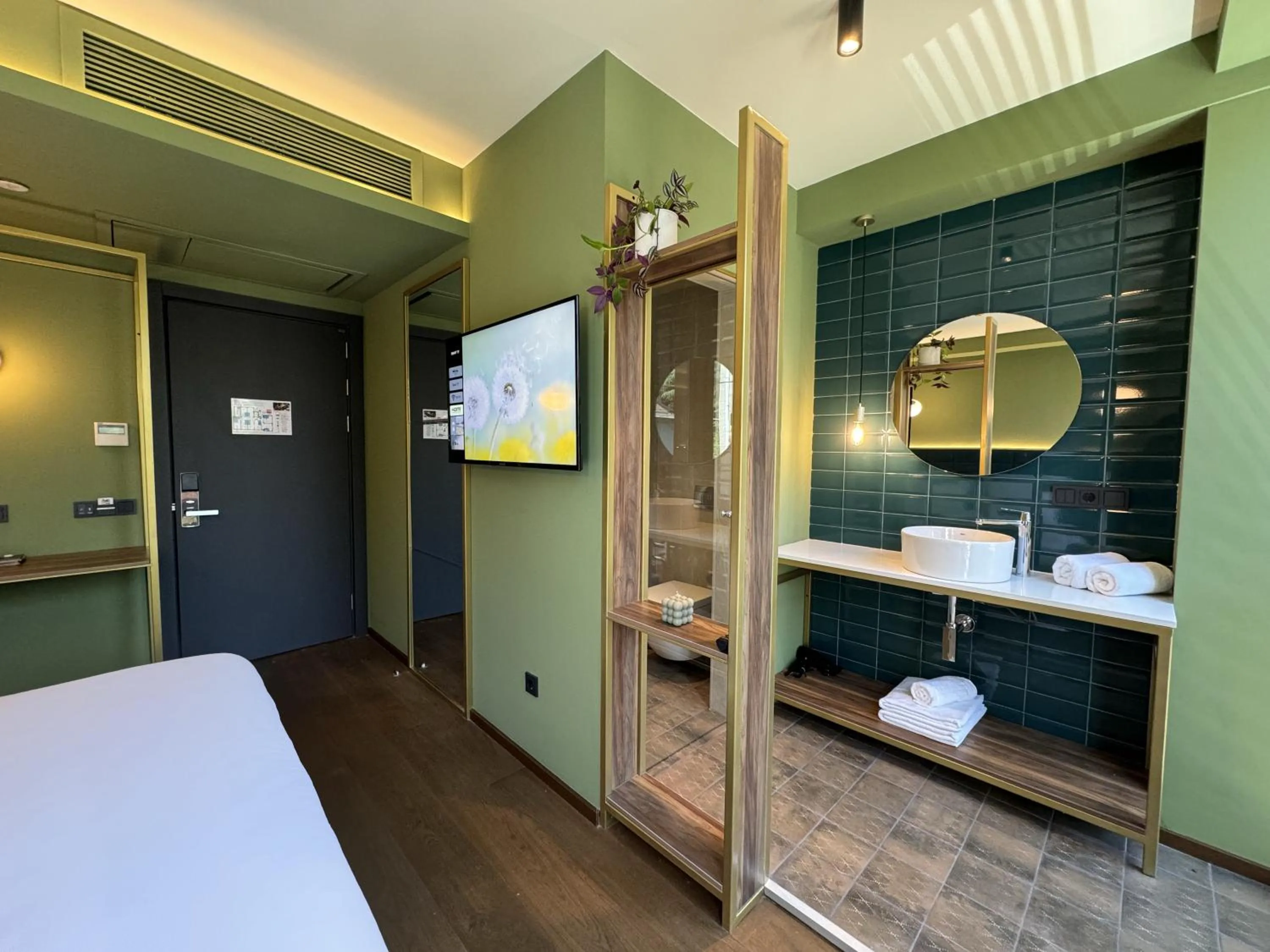 Bed in Design Hotel & Private Spa - Tbilisi Edition