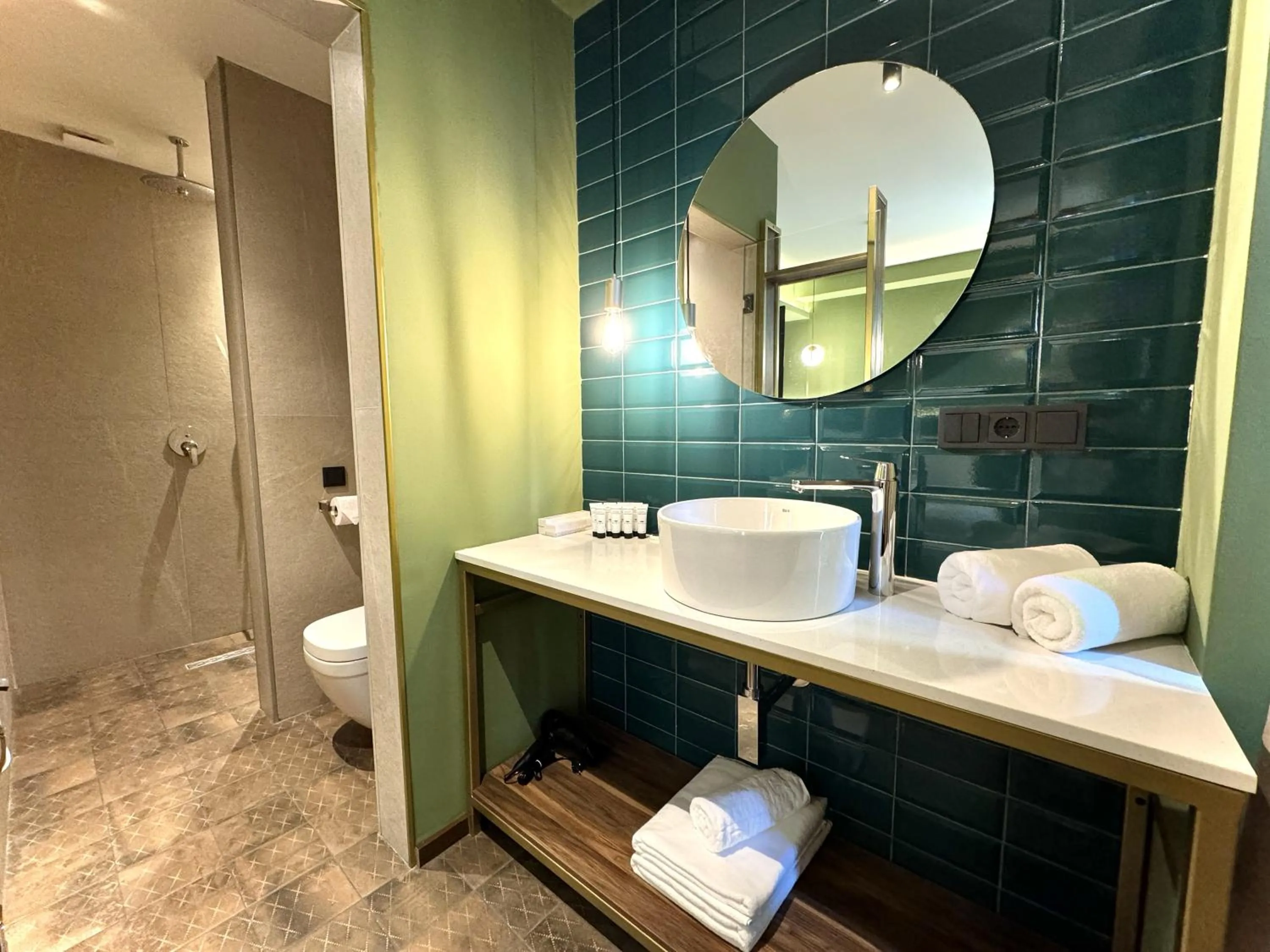 Shower in Design Hotel & Private Spa - Tbilisi Edition