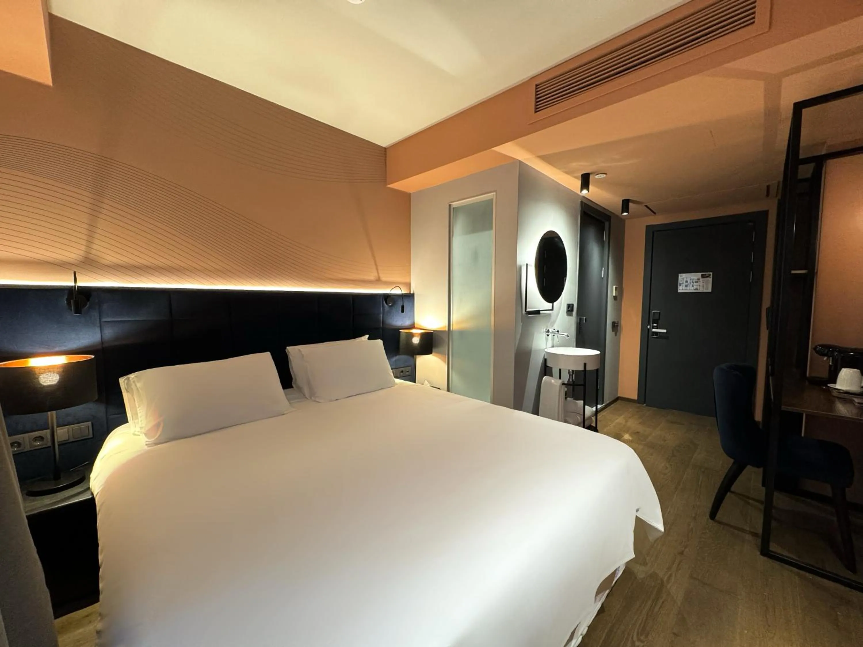 Photo of the whole room, Bed in Design Hotel & Private Spa - Tbilisi Edition