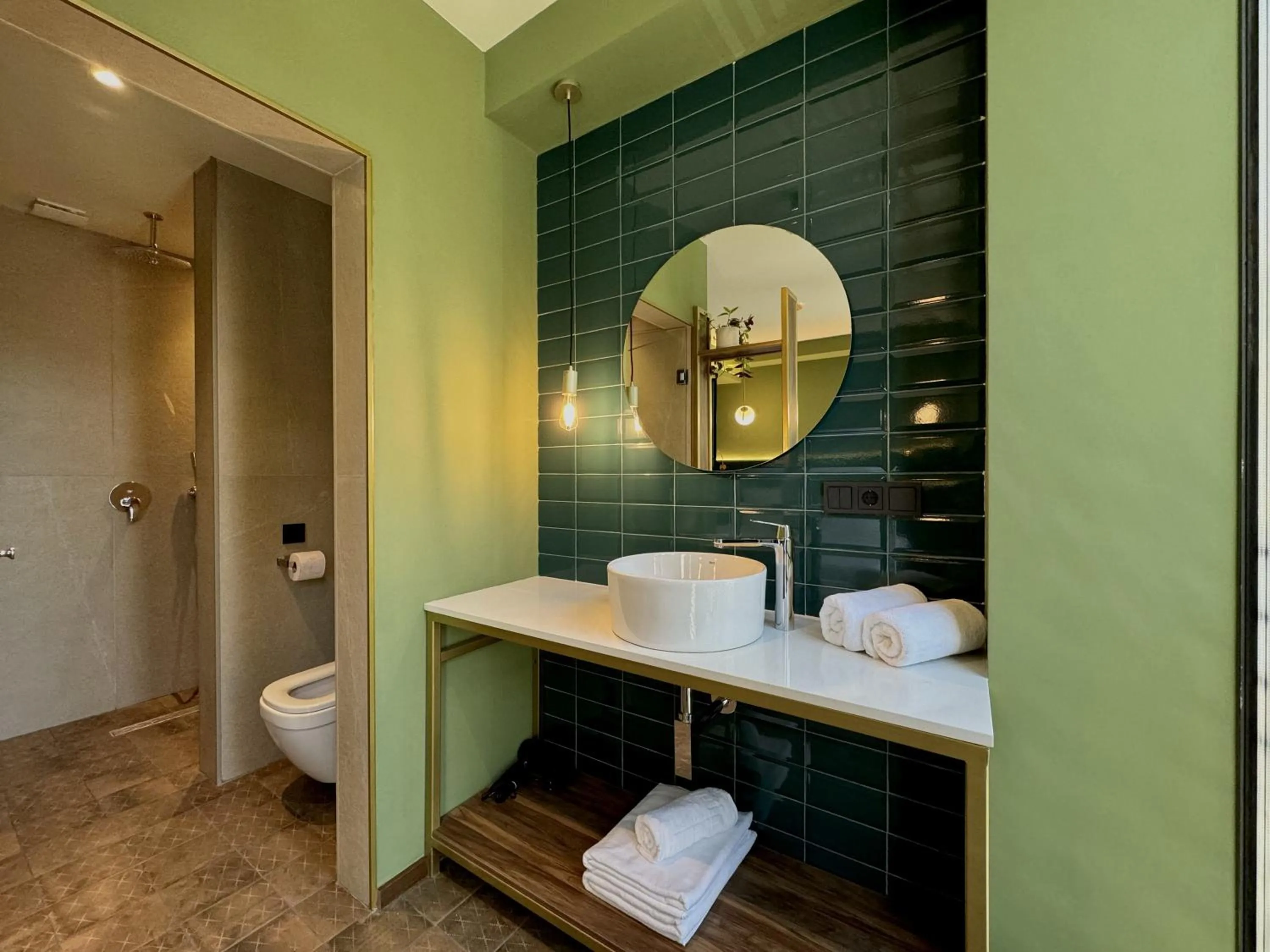 Shower in Design Hotel & Private Spa - Tbilisi Edition