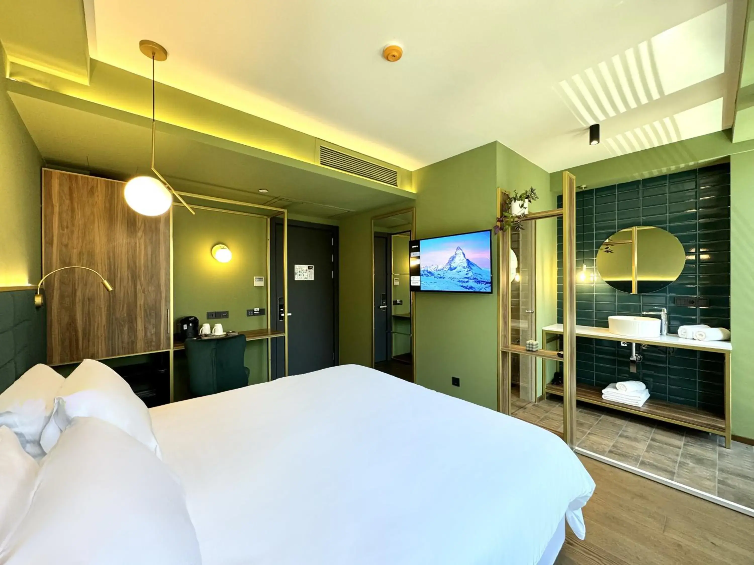 TV and multimedia, Bed in Design Hotel & Private Spa - Tbilisi Edition TV and multimedia, Bed in Design Hotel & Private Spa - Tbilisi Edition