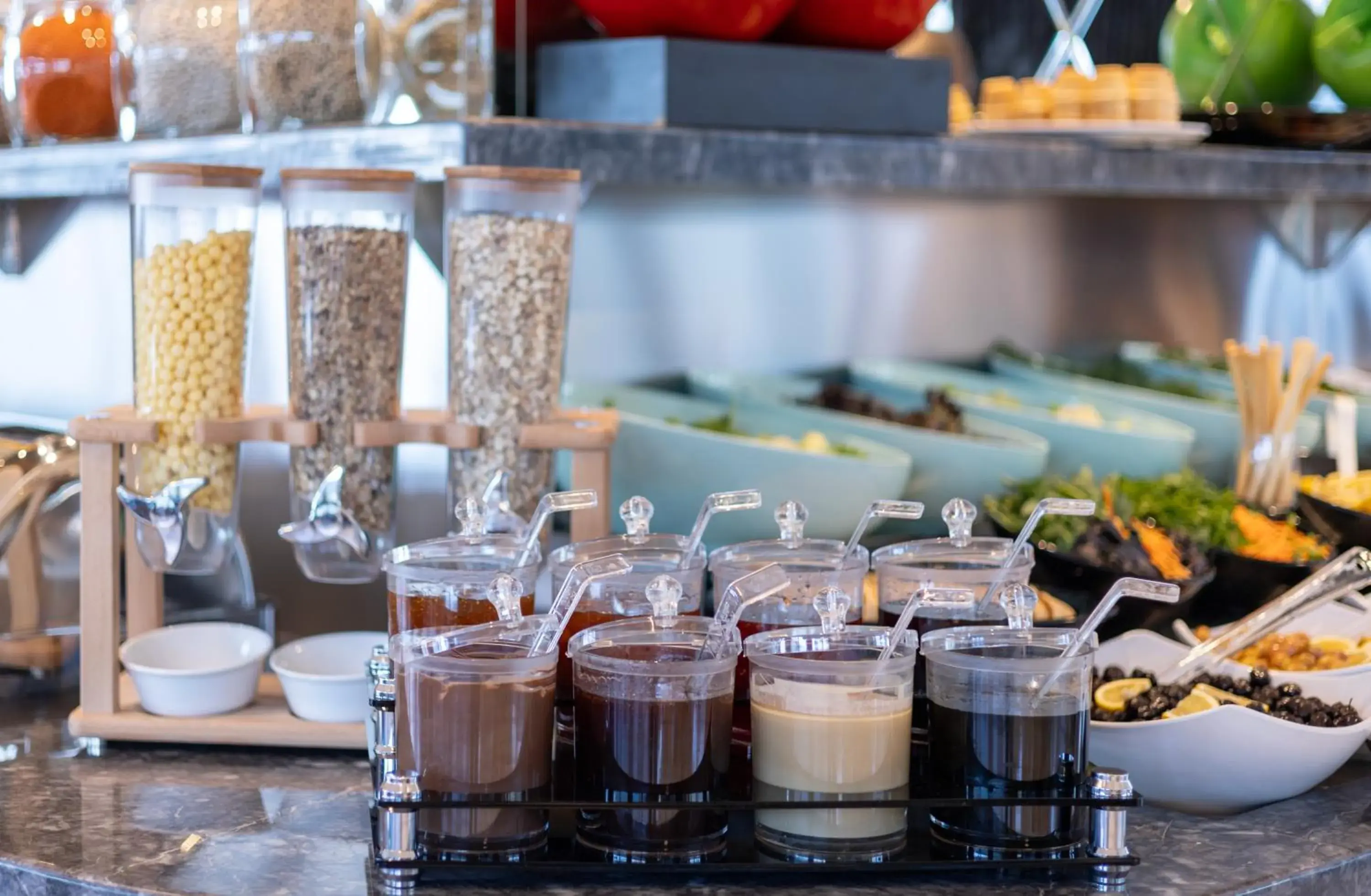 Food and drinks in Lilium Hotel & Suites Food and drinks in Lilium Hotel & Suites