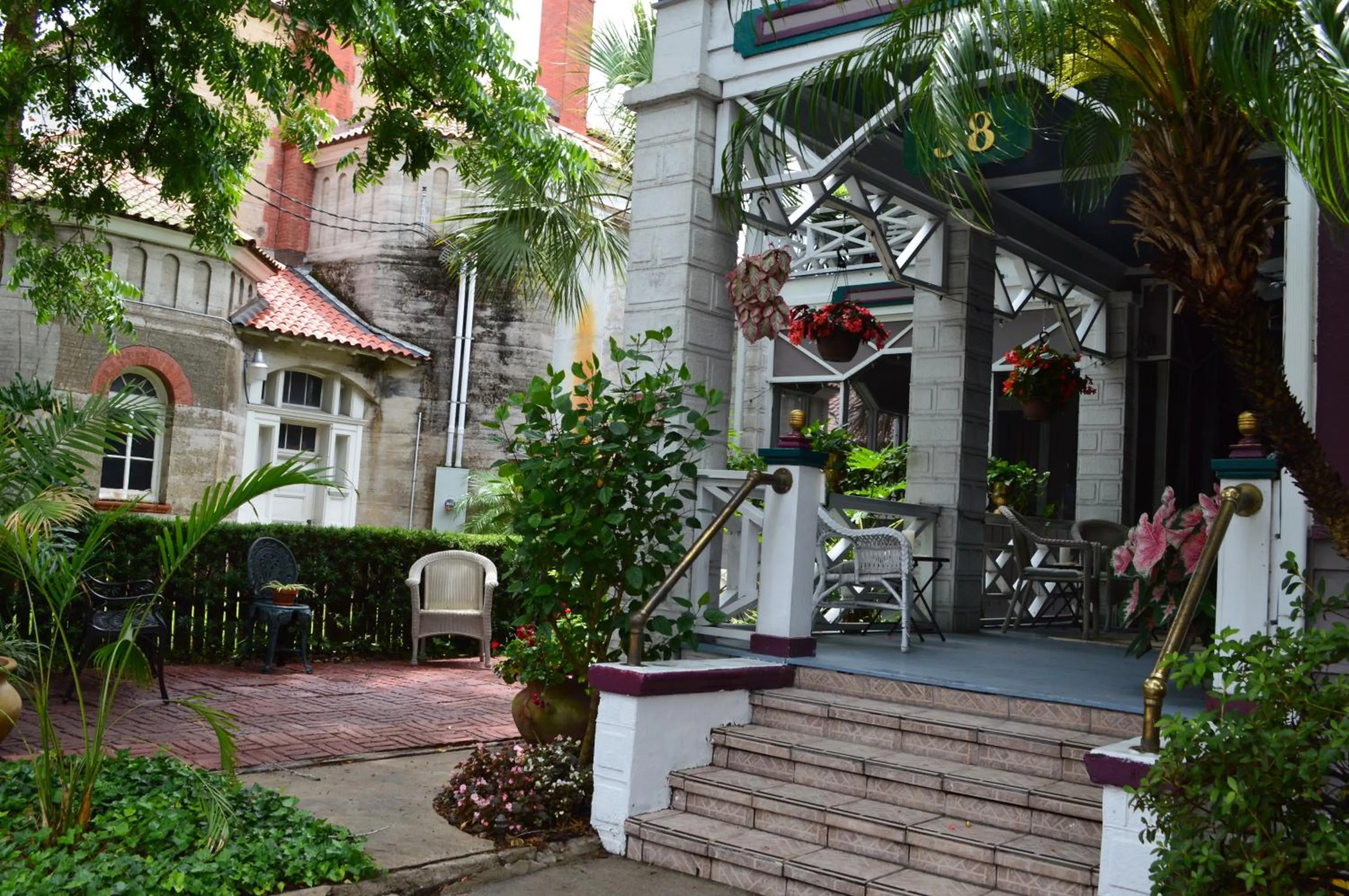 Old Powder House Inn