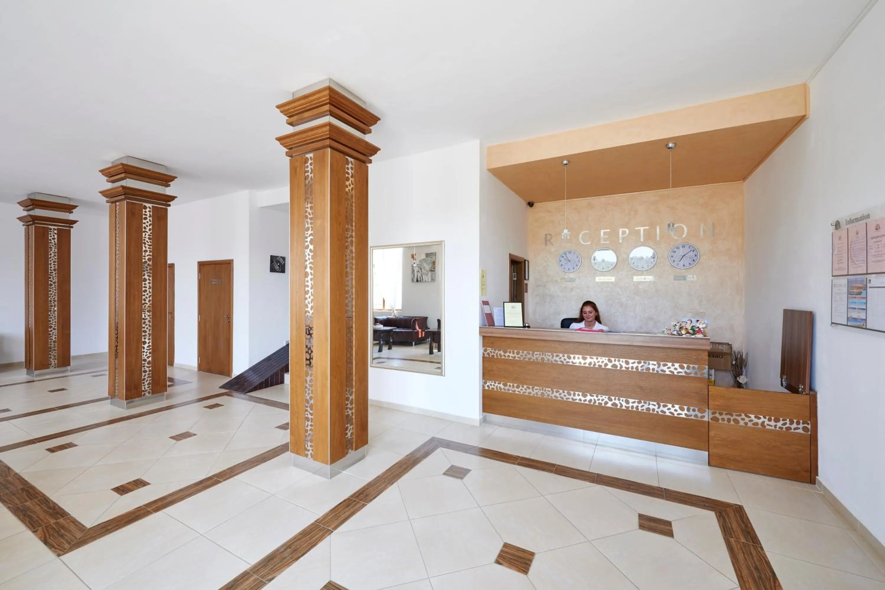 Lobby or reception in Toma's Residence - Front Beach