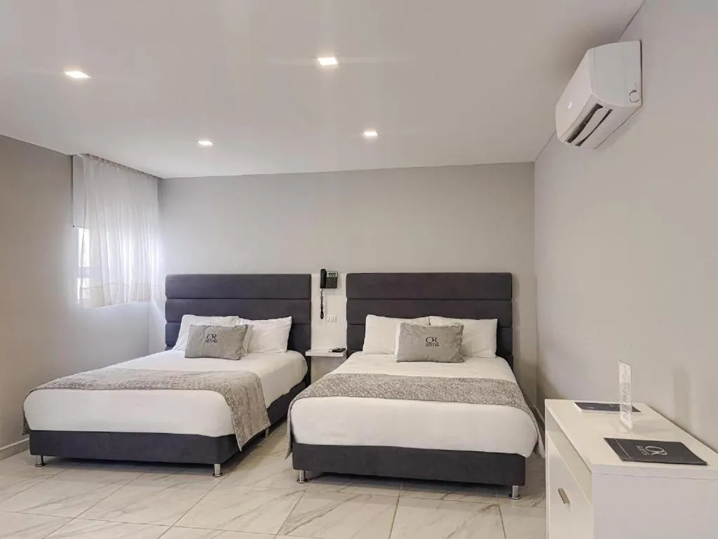 Bedroom, Bed in Hotel OR Suite