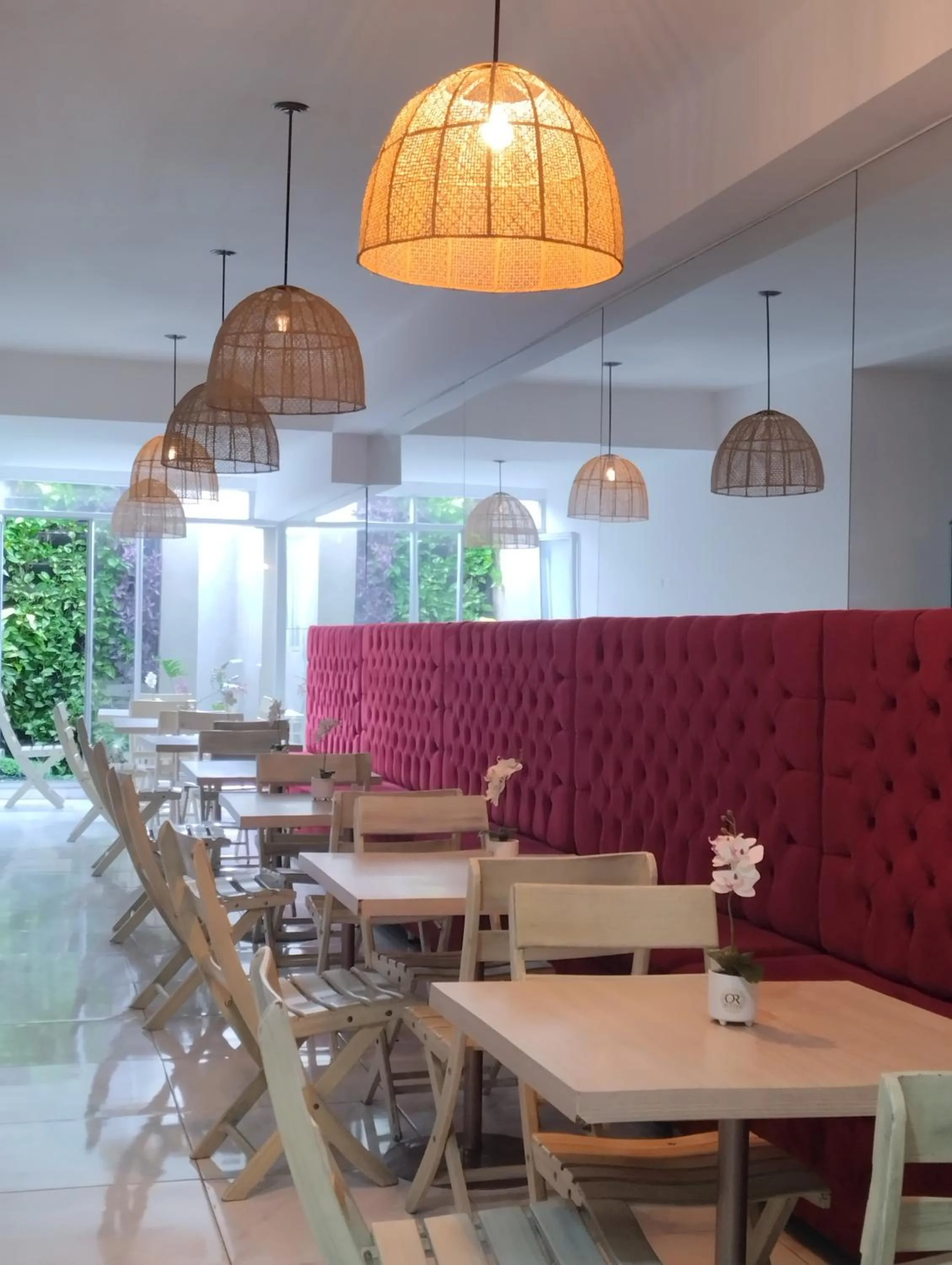 Dining area in Hotel OR Suite