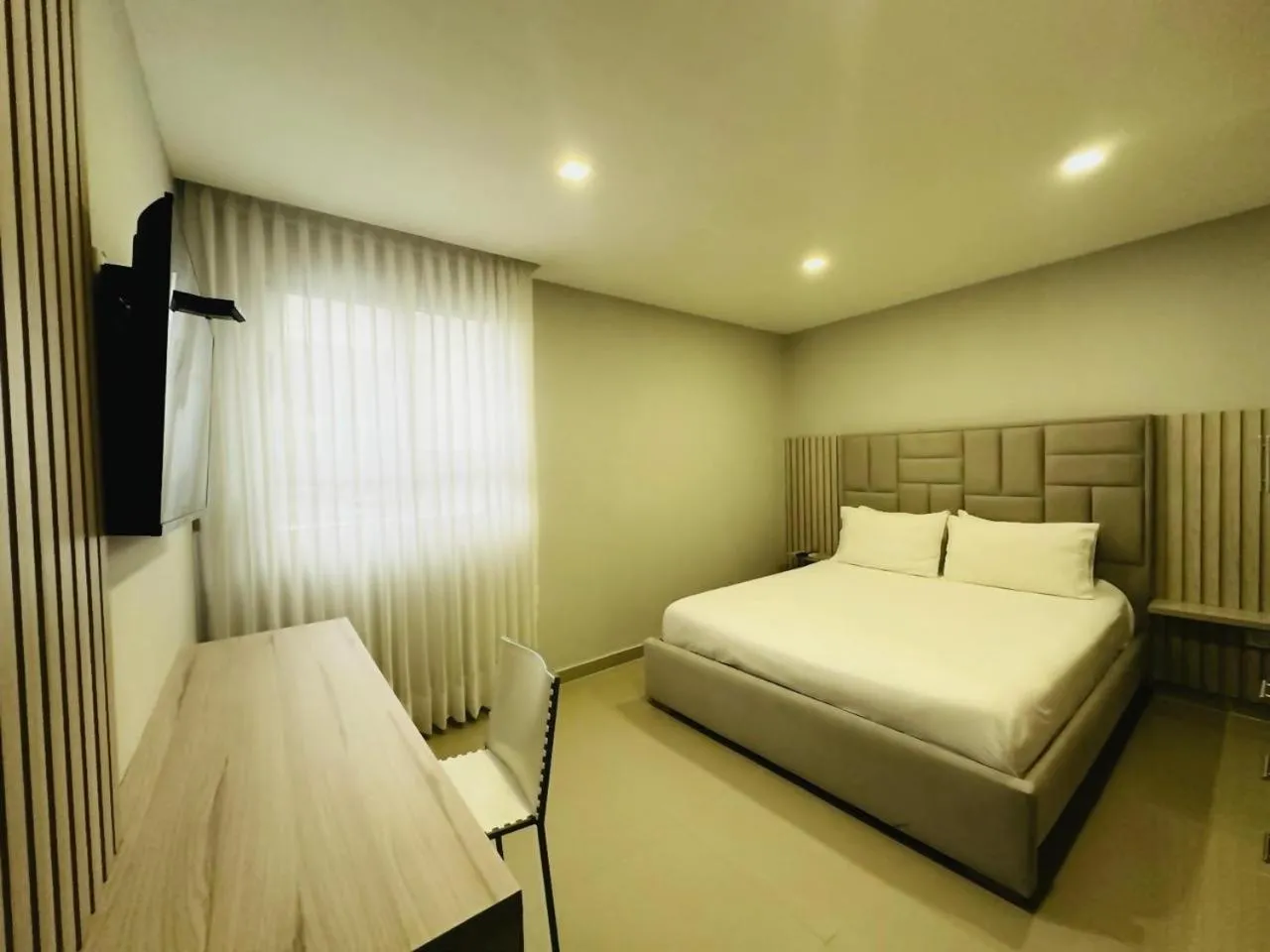 Bed in Hotel OR Suite