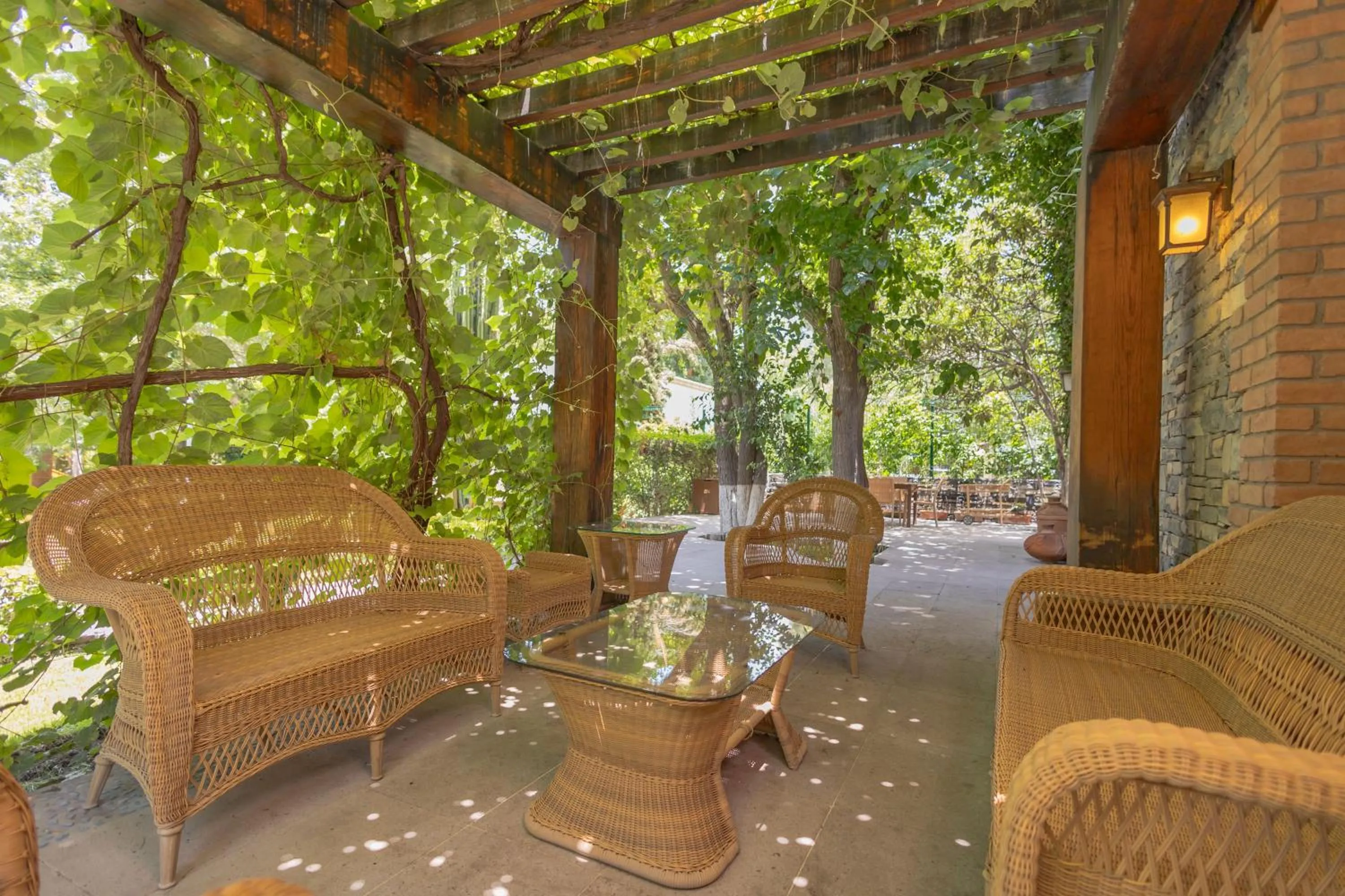 Balcony/Terrace in Casa Rincón by Lumina