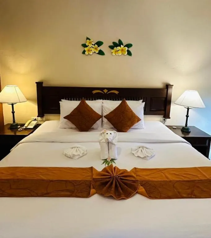 Bed in Hyton Leelavadee Hotel