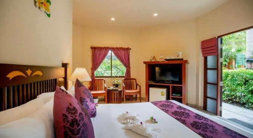 Bed in Hyton Leelavadee Hotel