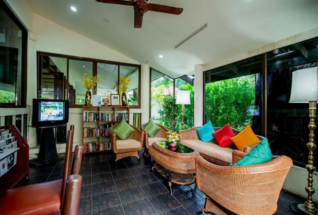 Hyton Leelavadee Hotel