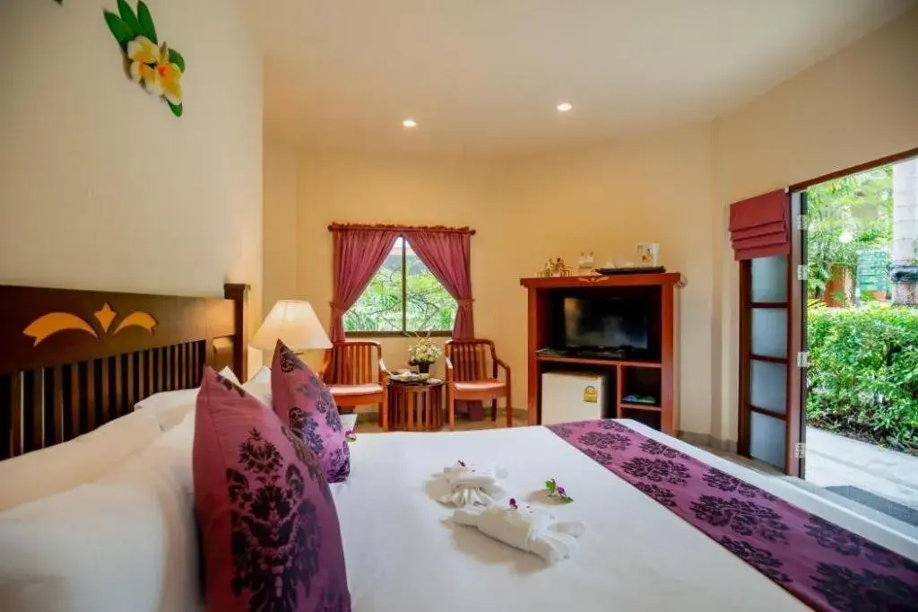 Bed in Hyton Leelavadee Hotel Bed in Hyton Leelavadee Hotel