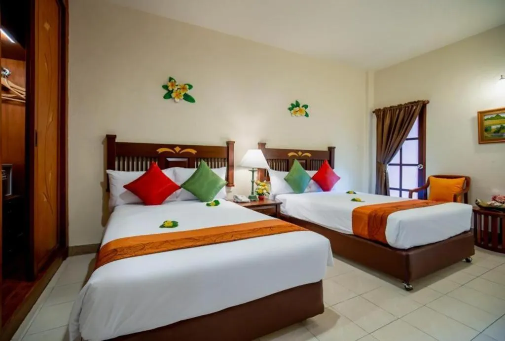 Bed in Hyton Leelavadee Hotel