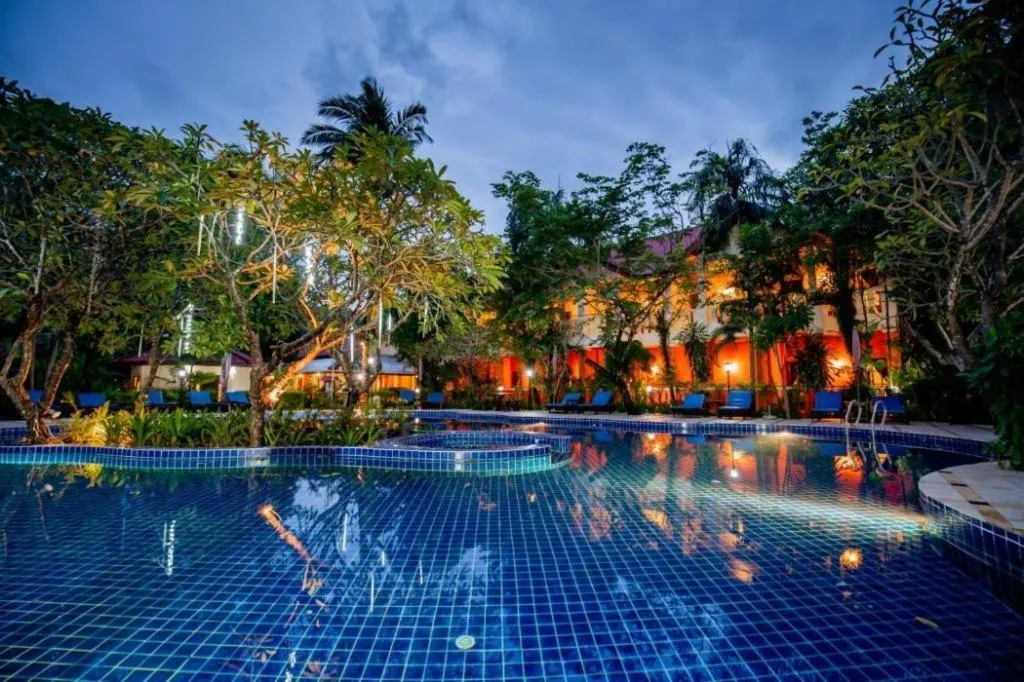 Hyton Leelavadee Hotel