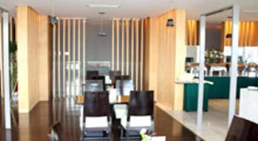 Jinjiang Inn Tianjin Binhai New District Tanggu Metro Station