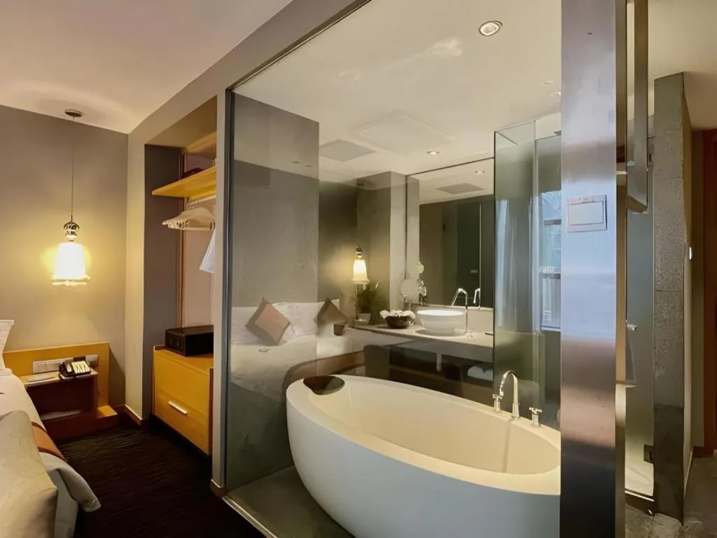 Bed in Guangzhou Carat Hotel