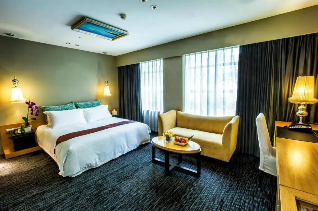 Bed in Guangzhou Carat Hotel